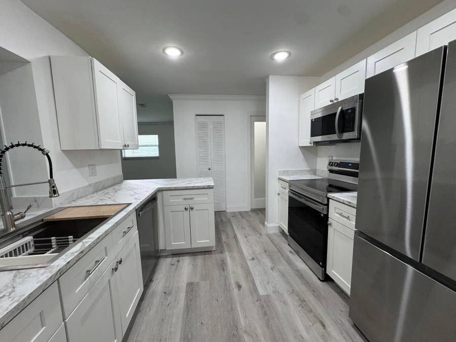 Property photo for 1331 W Campanelli Drive, Plantation, FL