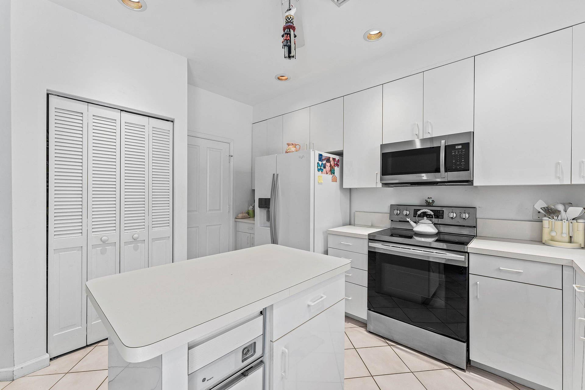 5195 NW 25th Way, Boca Raton, FL 33496 012-5195Northwest25thWay-BocaRaton-FL-33