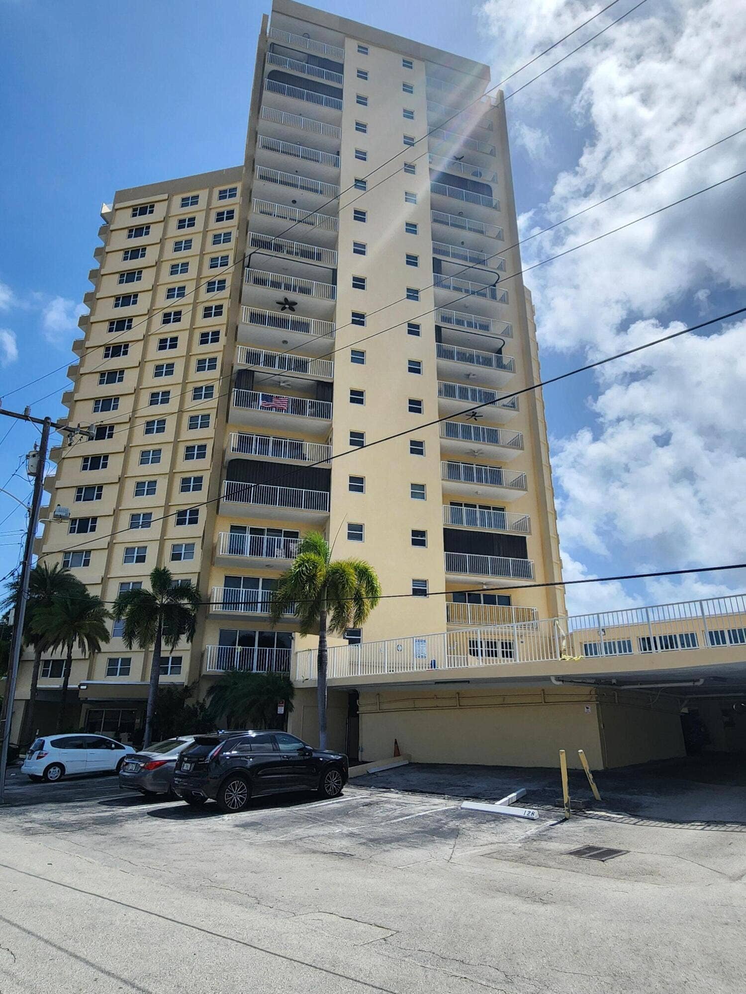1200 HIBISCUS Avenue, #1006, Pompano Beach, FL 33062 20260710_112757