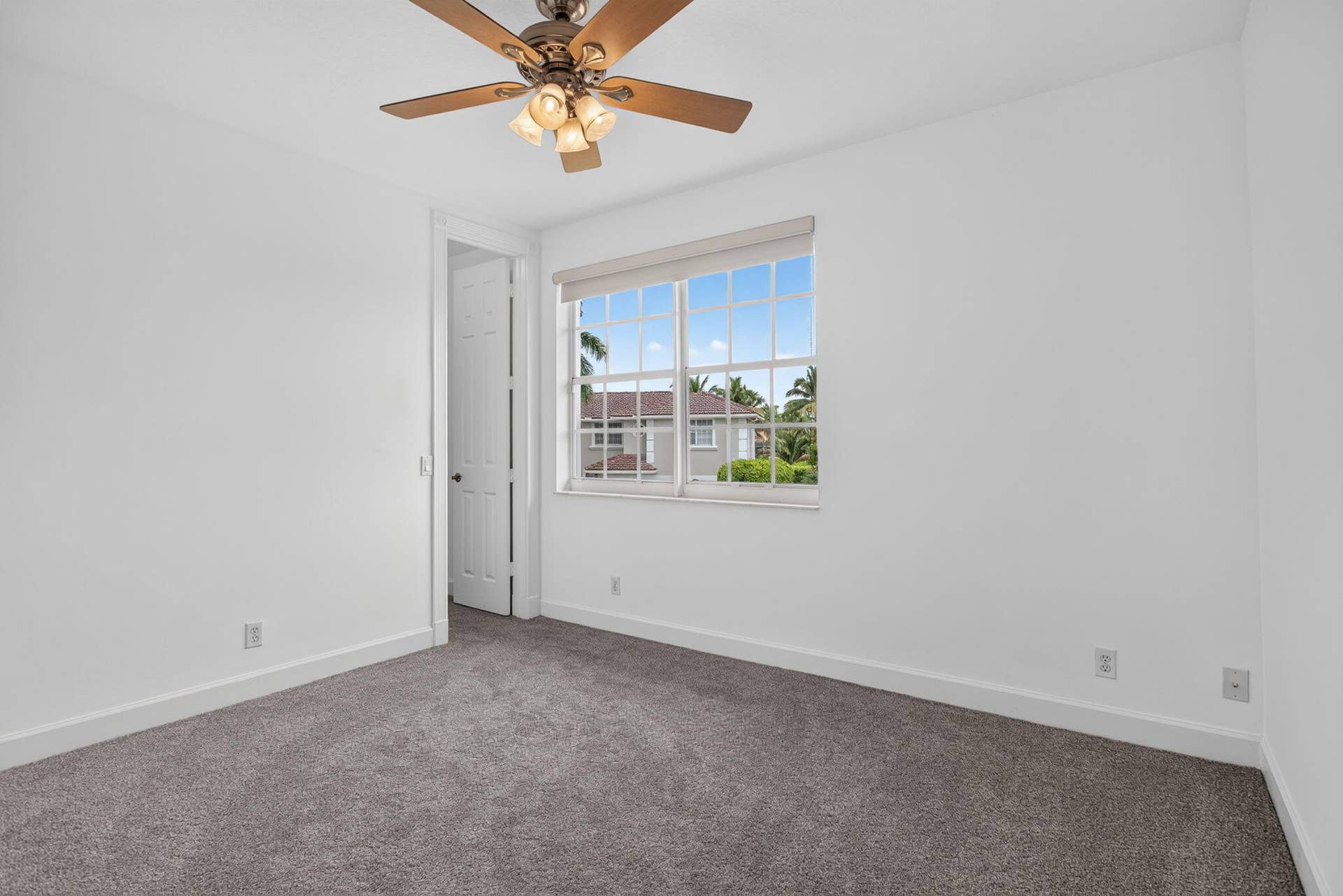 577 NW 120TH Drive, Coral Springs, FL 33071 Third bedroom with walk-in closet