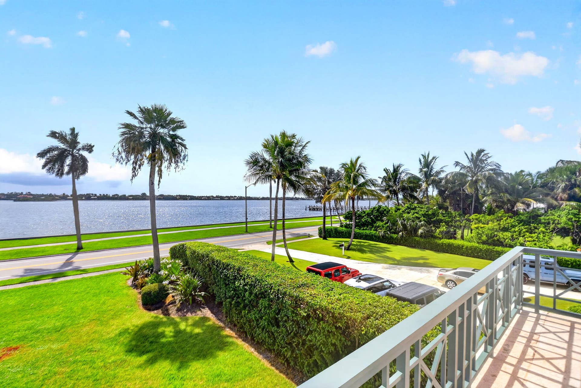 5011 S FLAGLER Drive, West Palm Beach, FL 33405 Primary Bedroom Balcony UP