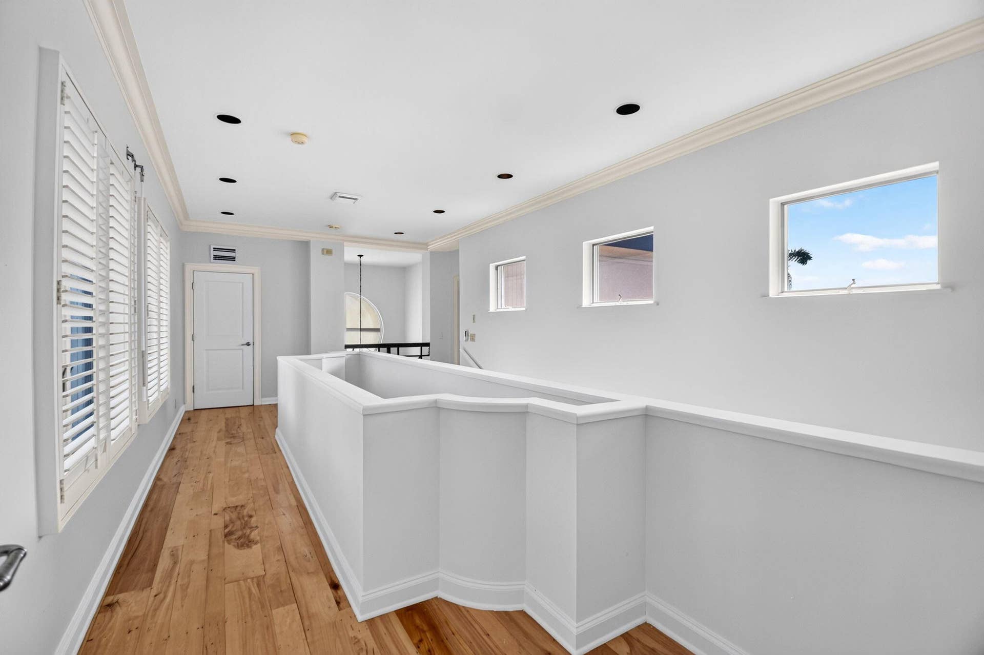 5011 S FLAGLER Drive, West Palm Beach, FL 33405 Second Floor Area