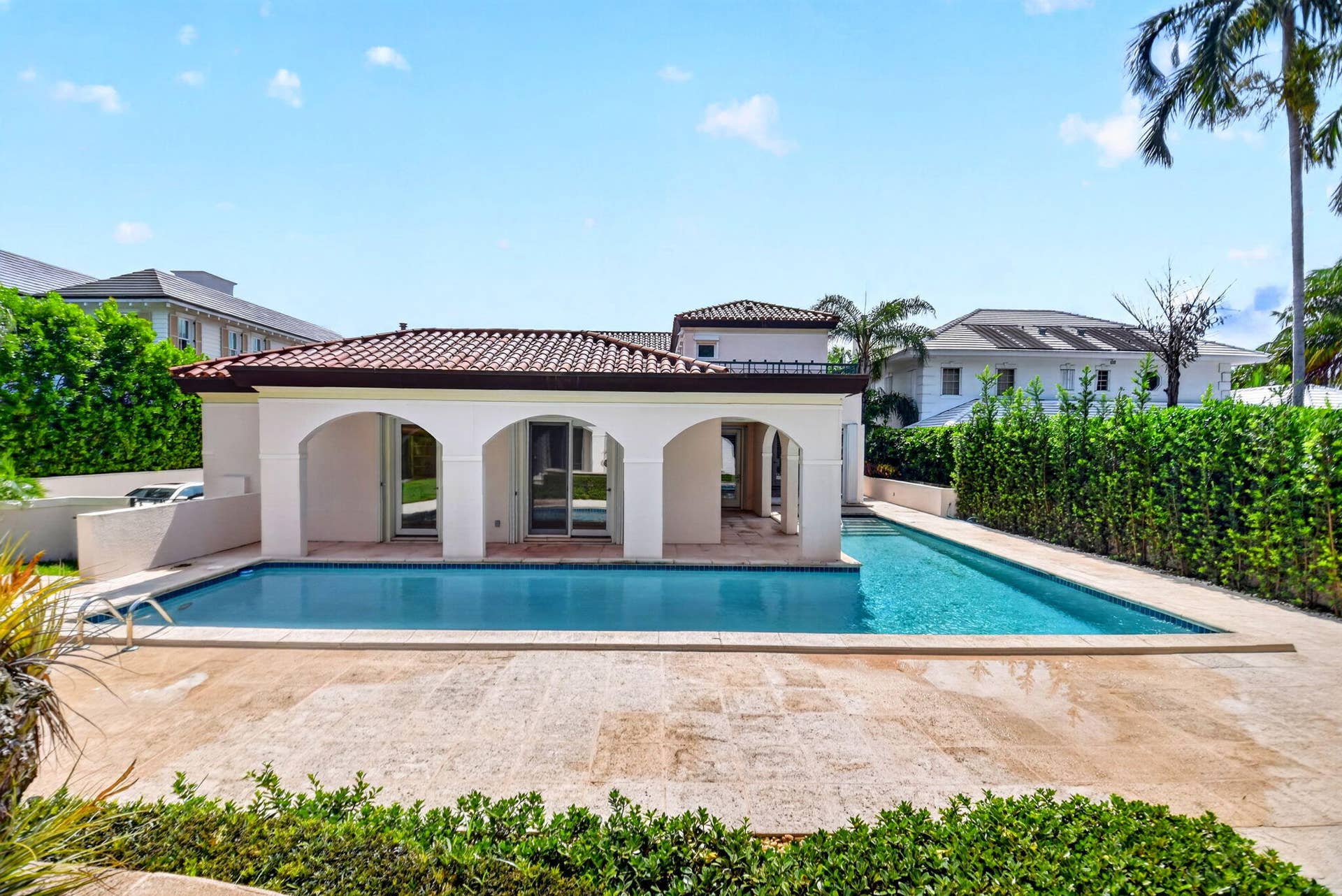 5011 S FLAGLER Drive, West Palm Beach, FL 33405 L Shape Pool