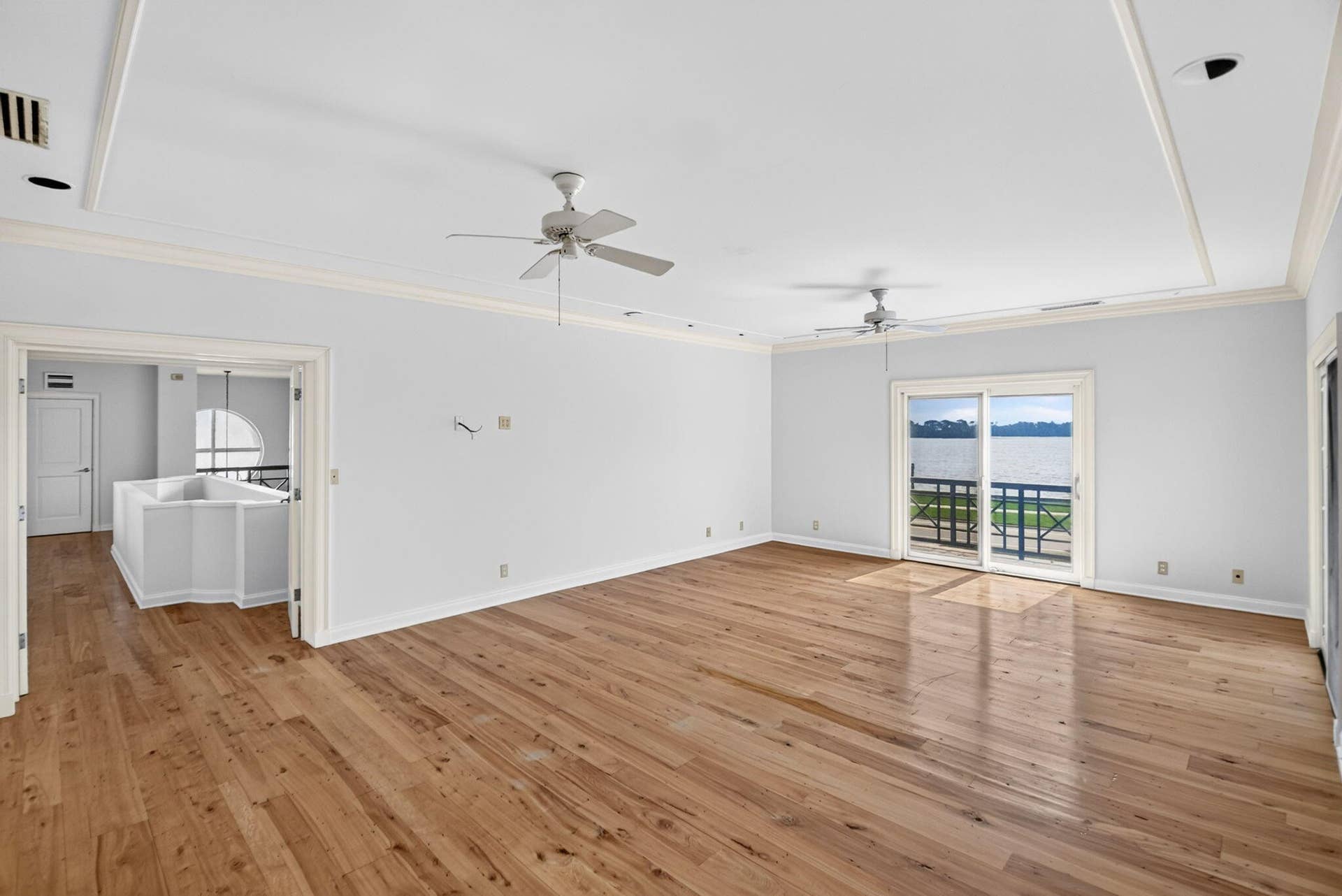 5011 S FLAGLER Drive, West Palm Beach, FL 33405 Primary Bedroom UP