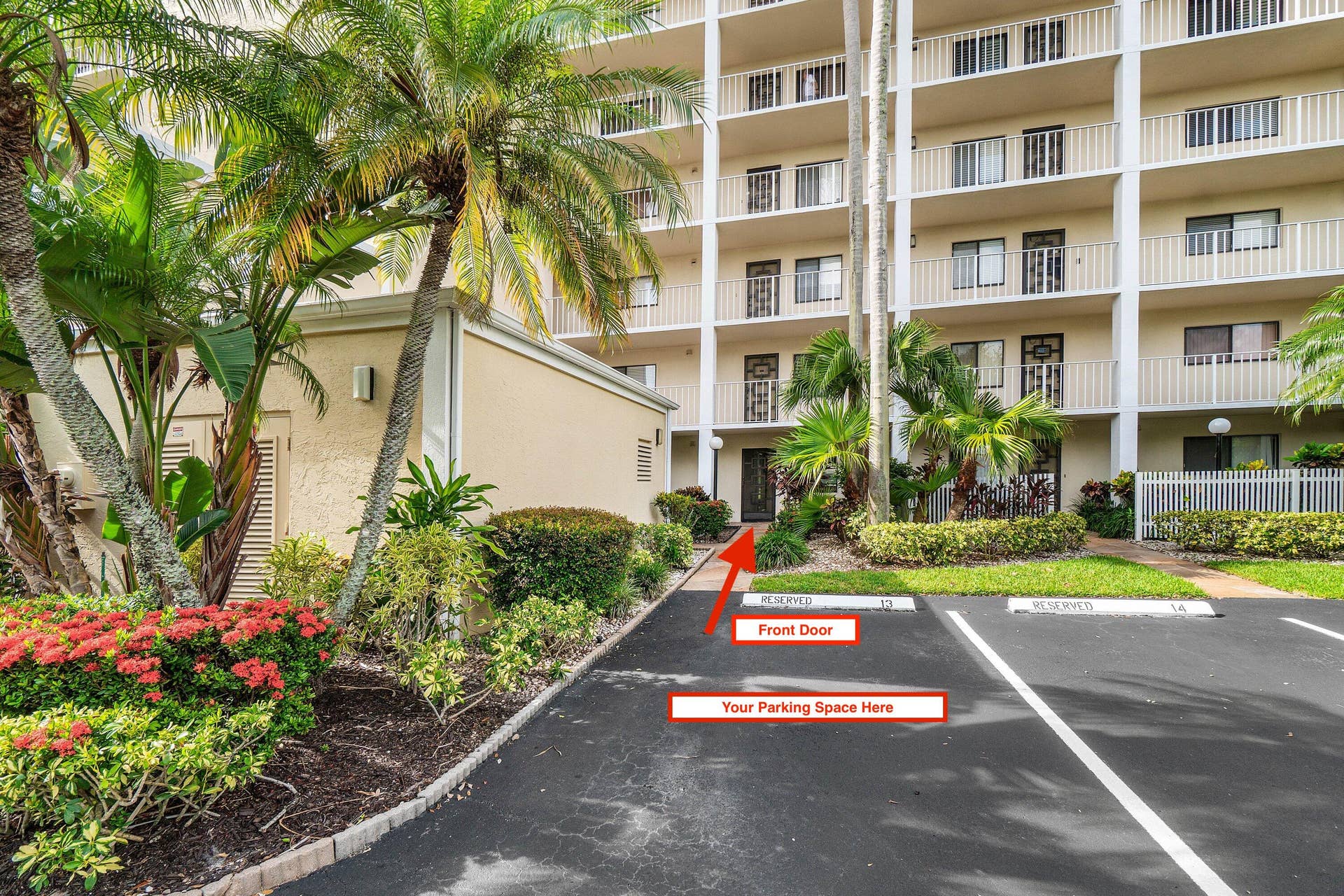 7290 KINGHURST Drive, #106, Delray Beach, FL 33446 FRONT DOOR PARKING!!