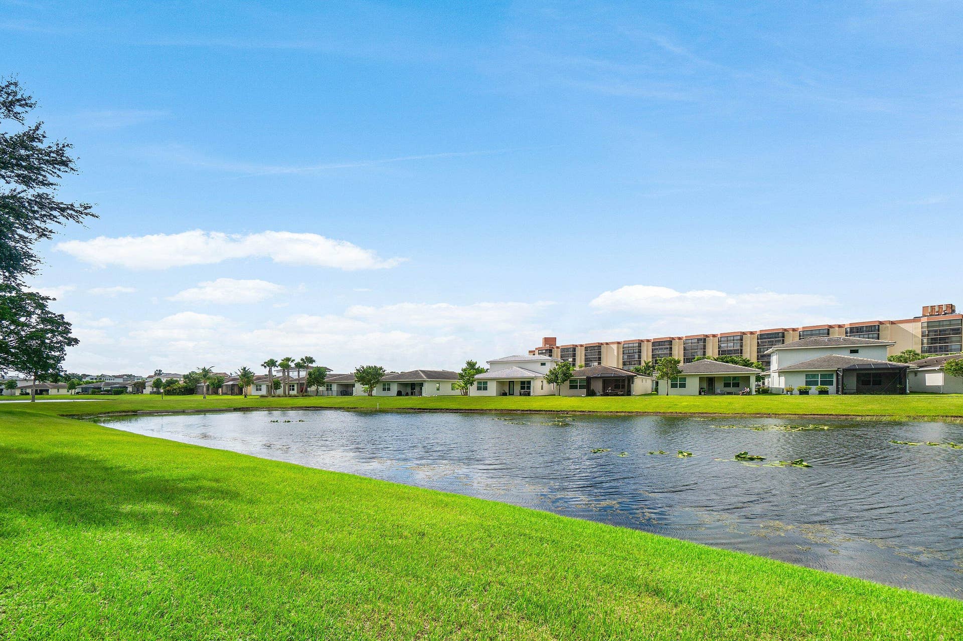 7290 KINGHURST Drive, #106, Delray Beach, FL 33446 GORGEOUS LAKE VIEW