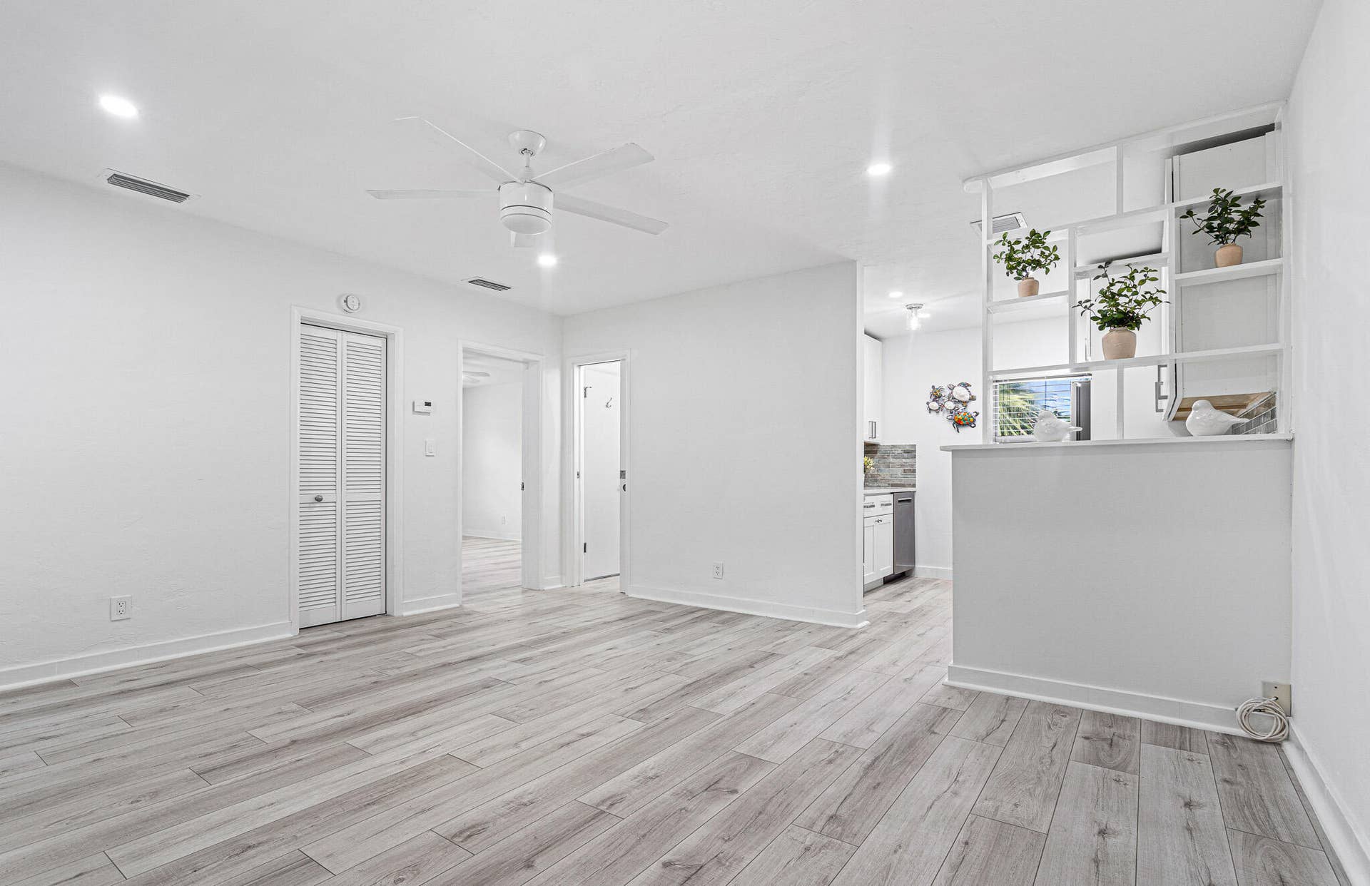 Living Dining Areas