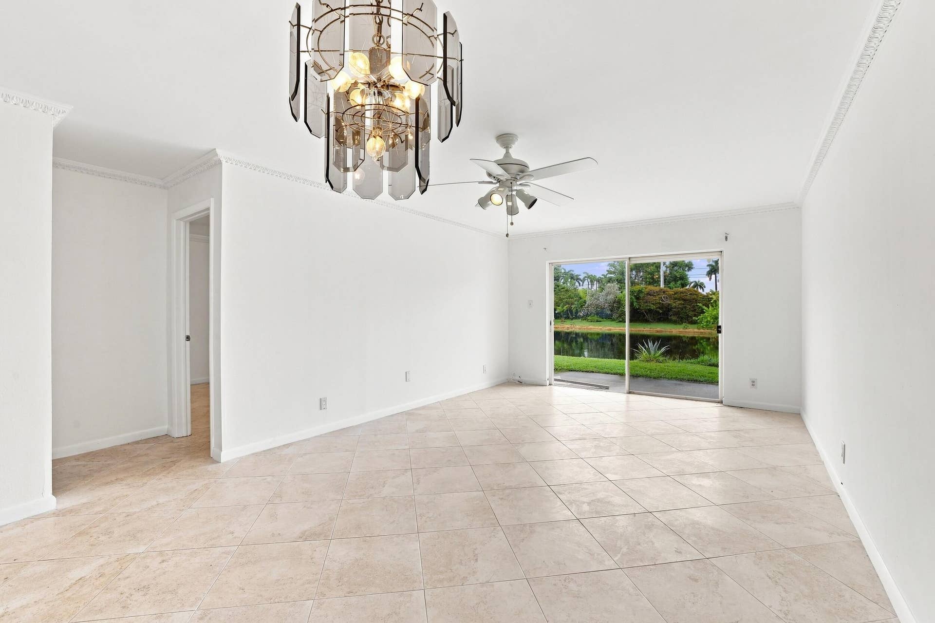 8829 BELLA VISTA Drive, #282, Boca Raton, FL 33433 7__62_5823