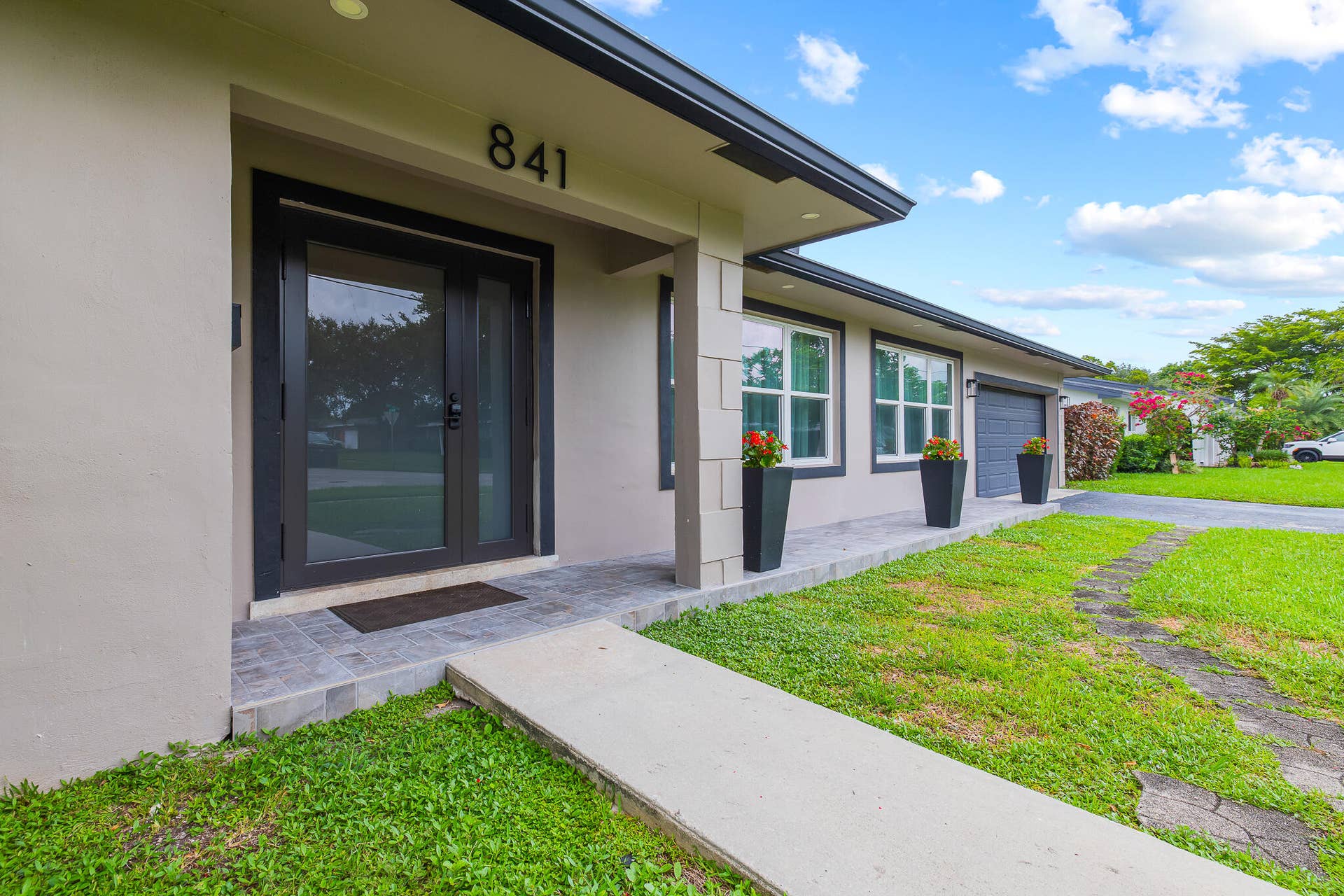 841 NW 75TH Terrace, Plantation, FL 33317 841 NW 75th Terrace Plantation-4