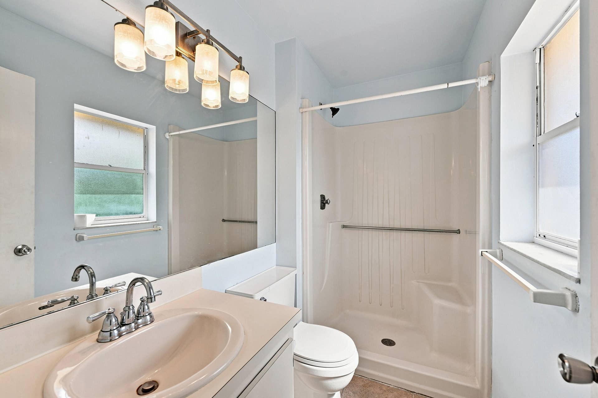 25_bathroom
