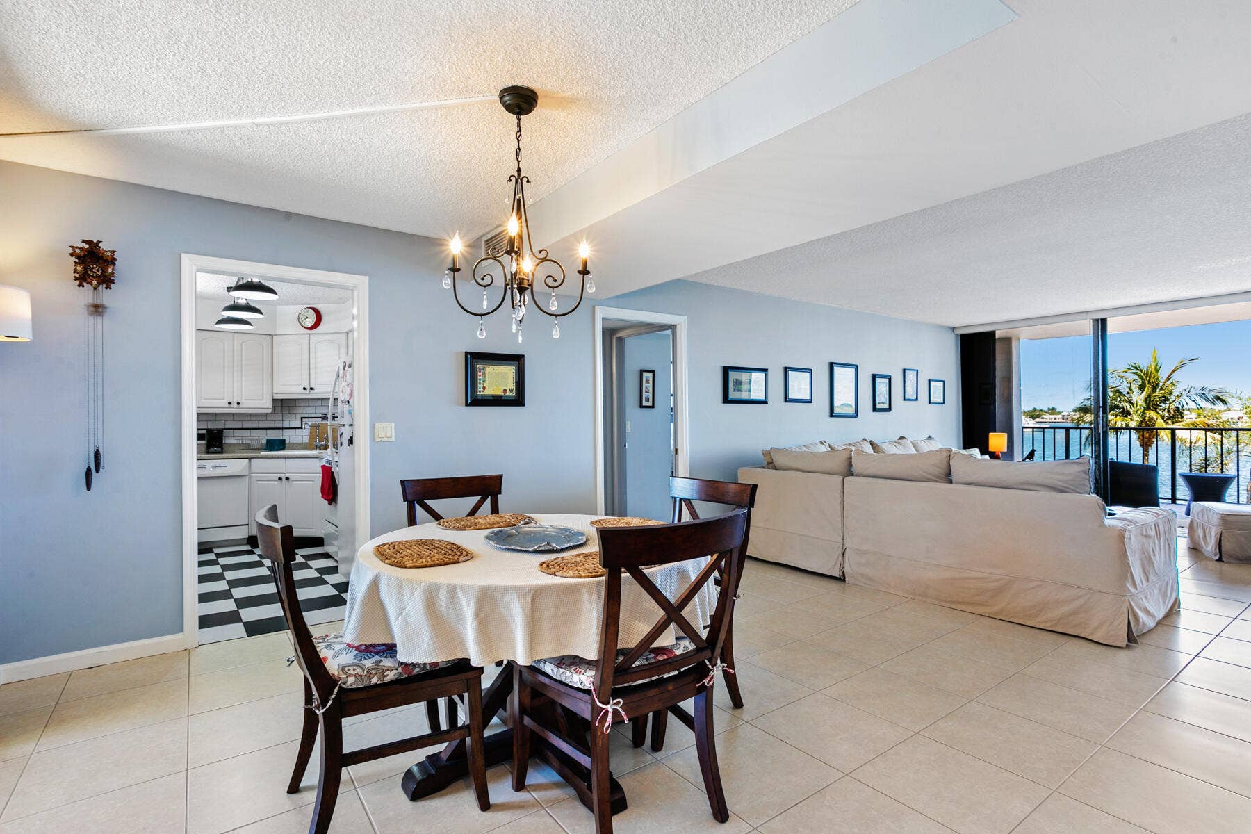 130 LAKESHORE Drive, #322, North Palm Beach, FL 33408 Dining Room