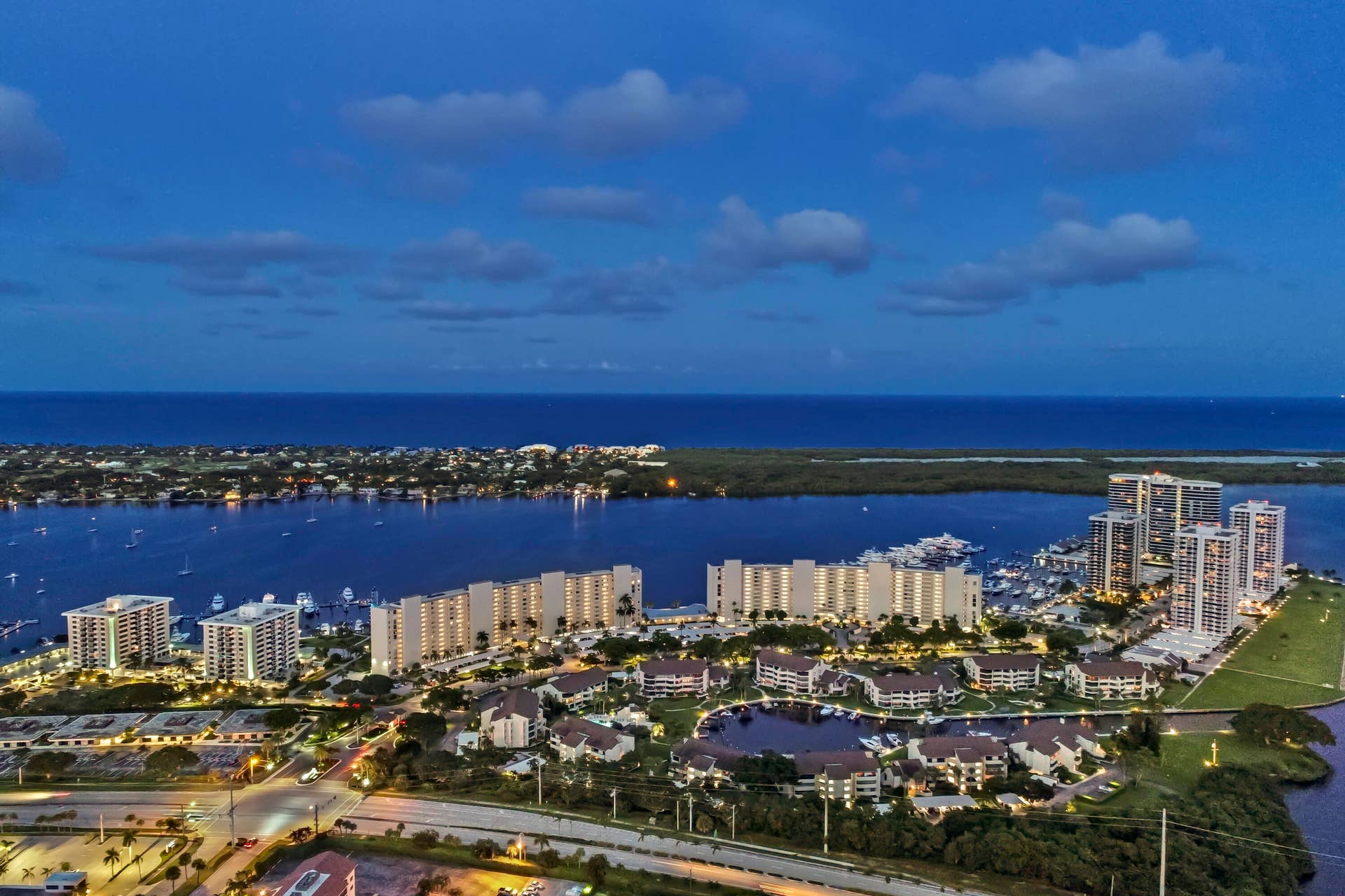 130 LAKESHORE Drive, #322, North Palm Beach, FL 33408 Old Port Cove