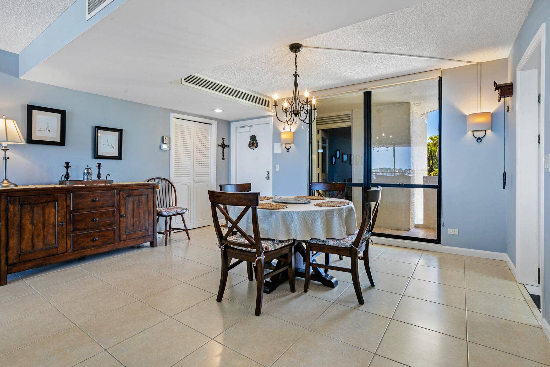 130 LAKESHORE Drive, #322, North Palm Beach, FL 33408 Dining Room