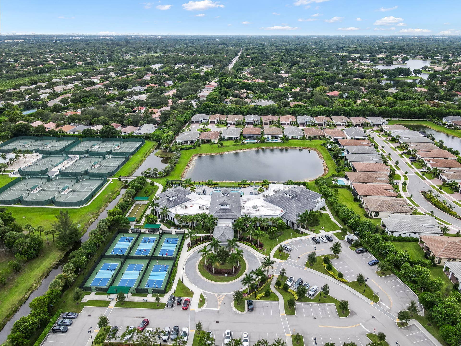 7520 N BLUE SPRING Drive, Parkland, FL 33067 35-web-or-mls-DJI_0040
