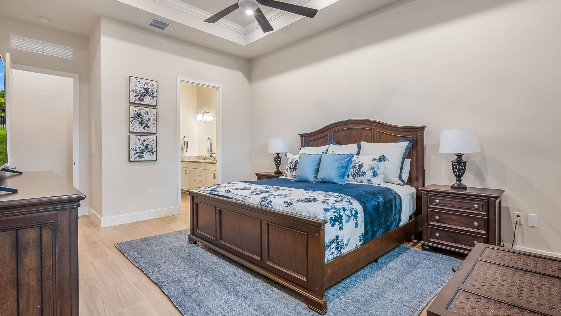 7520 N BLUE SPRING Drive, Parkland, FL 33067 30-web-or-mls-DSC09686_v2