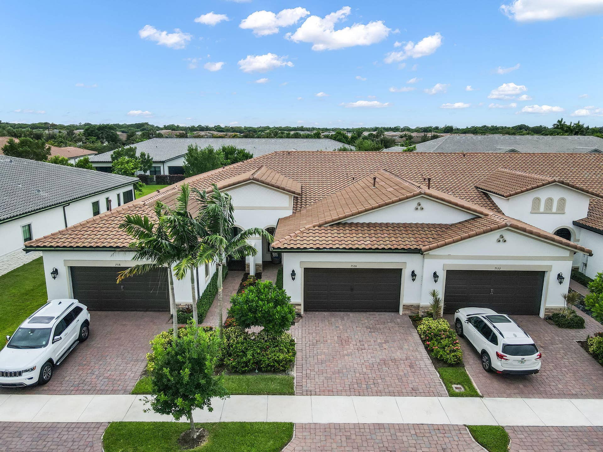7520 N BLUE SPRING Drive, Parkland, FL 33067 38-web-or-mls-DJI_0031