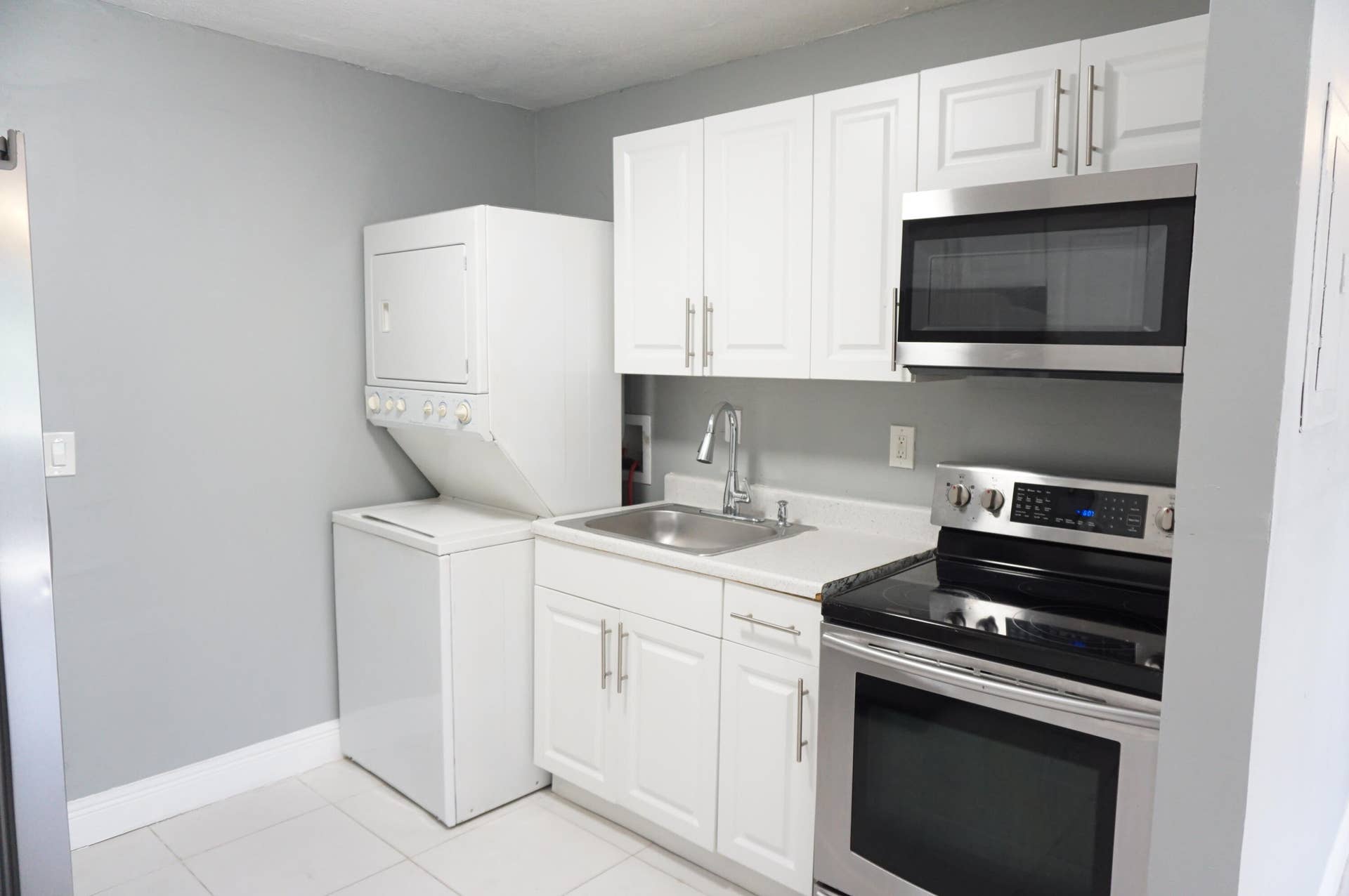 1456 W 29TH Street, #1, Riviera Beach, FL 33404 DSC07346