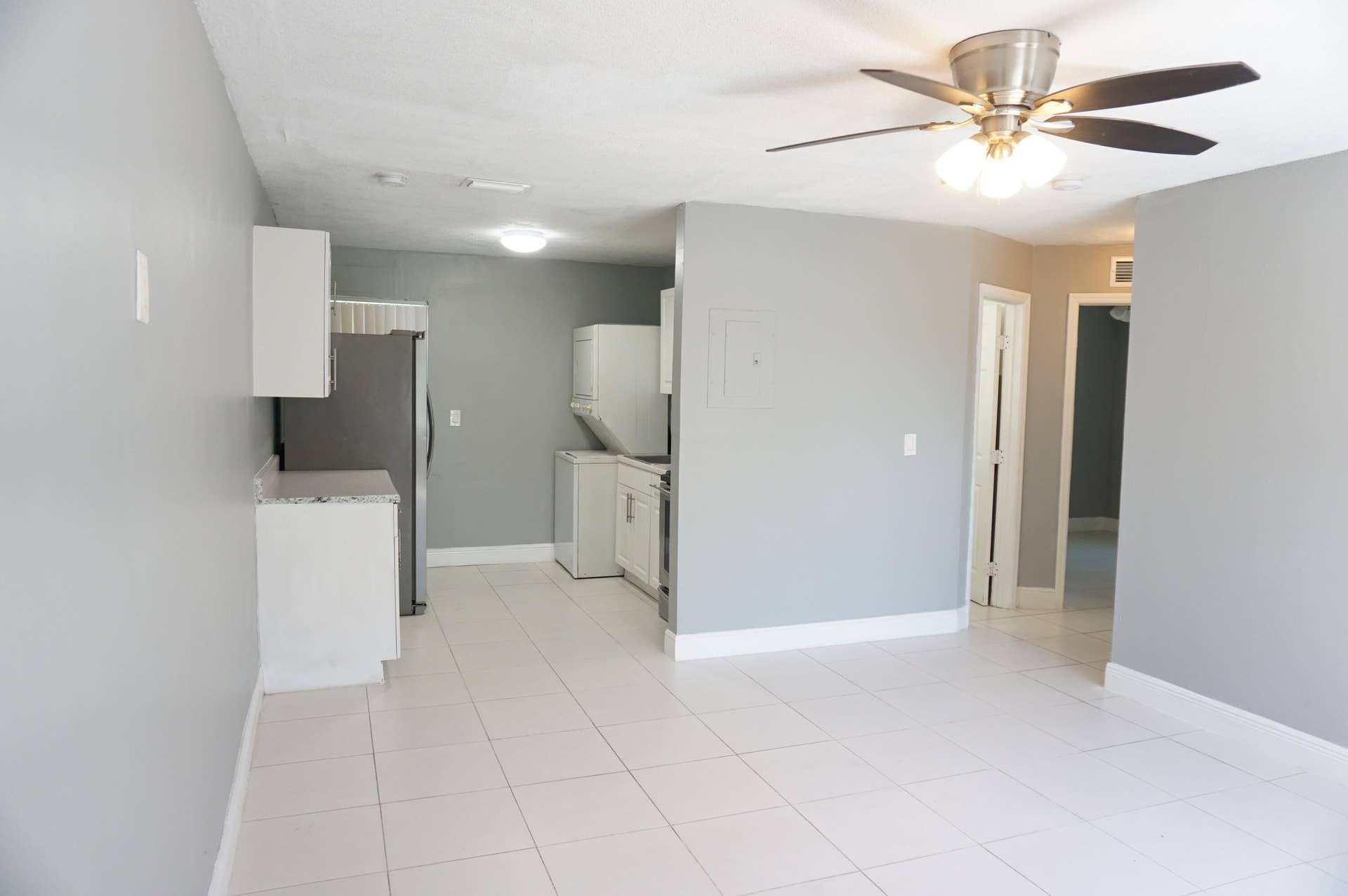 1456 W 29TH Street, #1, Riviera Beach, FL 33404 DSC07345