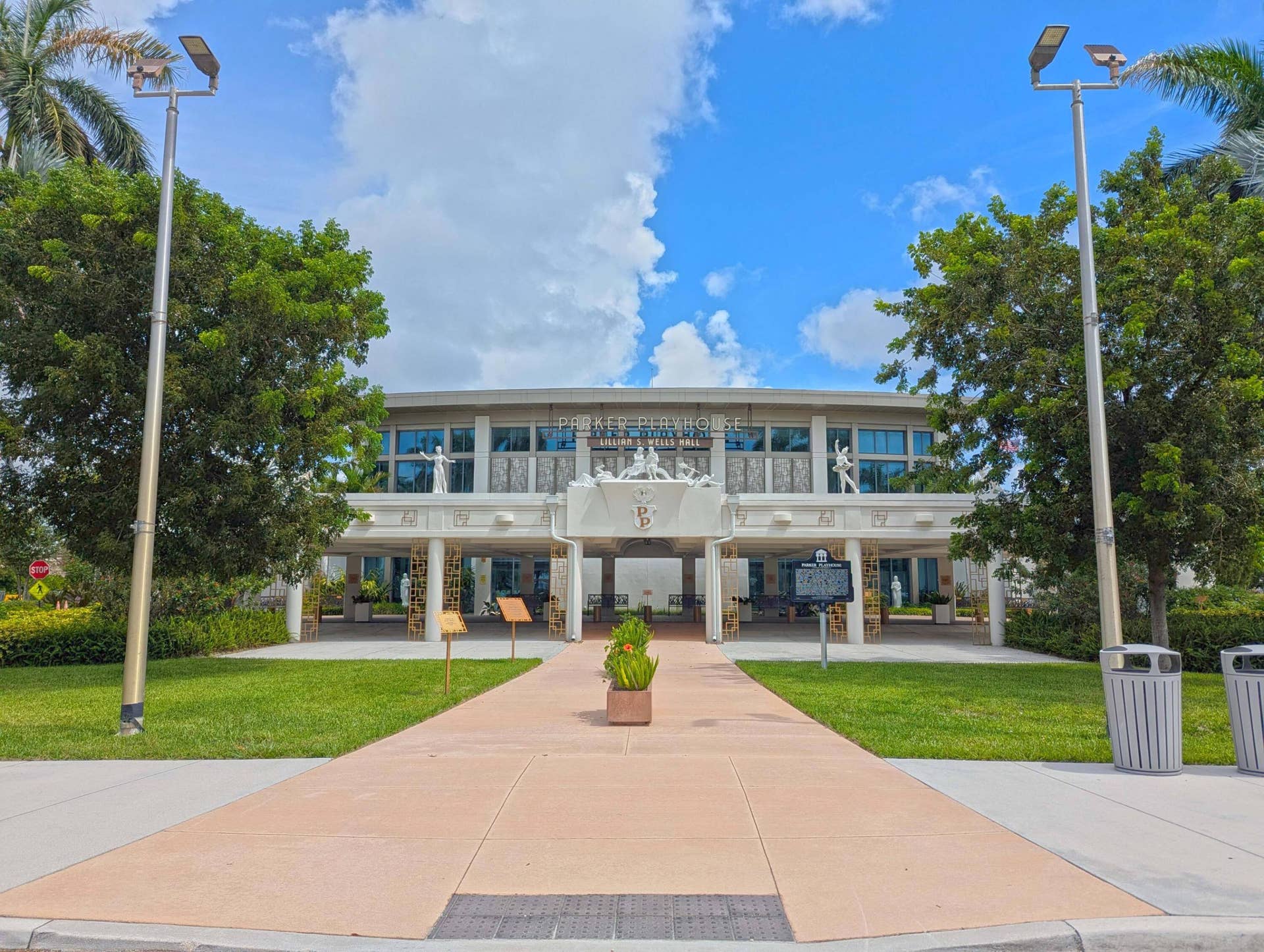 615 NE 10TH Avenue, #101B, Fort Lauderdale, Fort Lauderdale, FL 33304 The Parker down the street