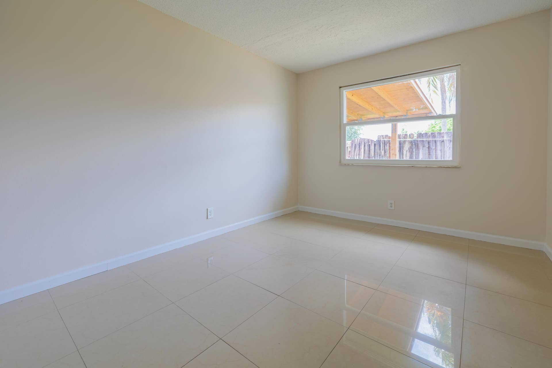 4755 ORLEANS Court, #B, West Palm Beach, FL 33415 4755 Orleans CT B-20