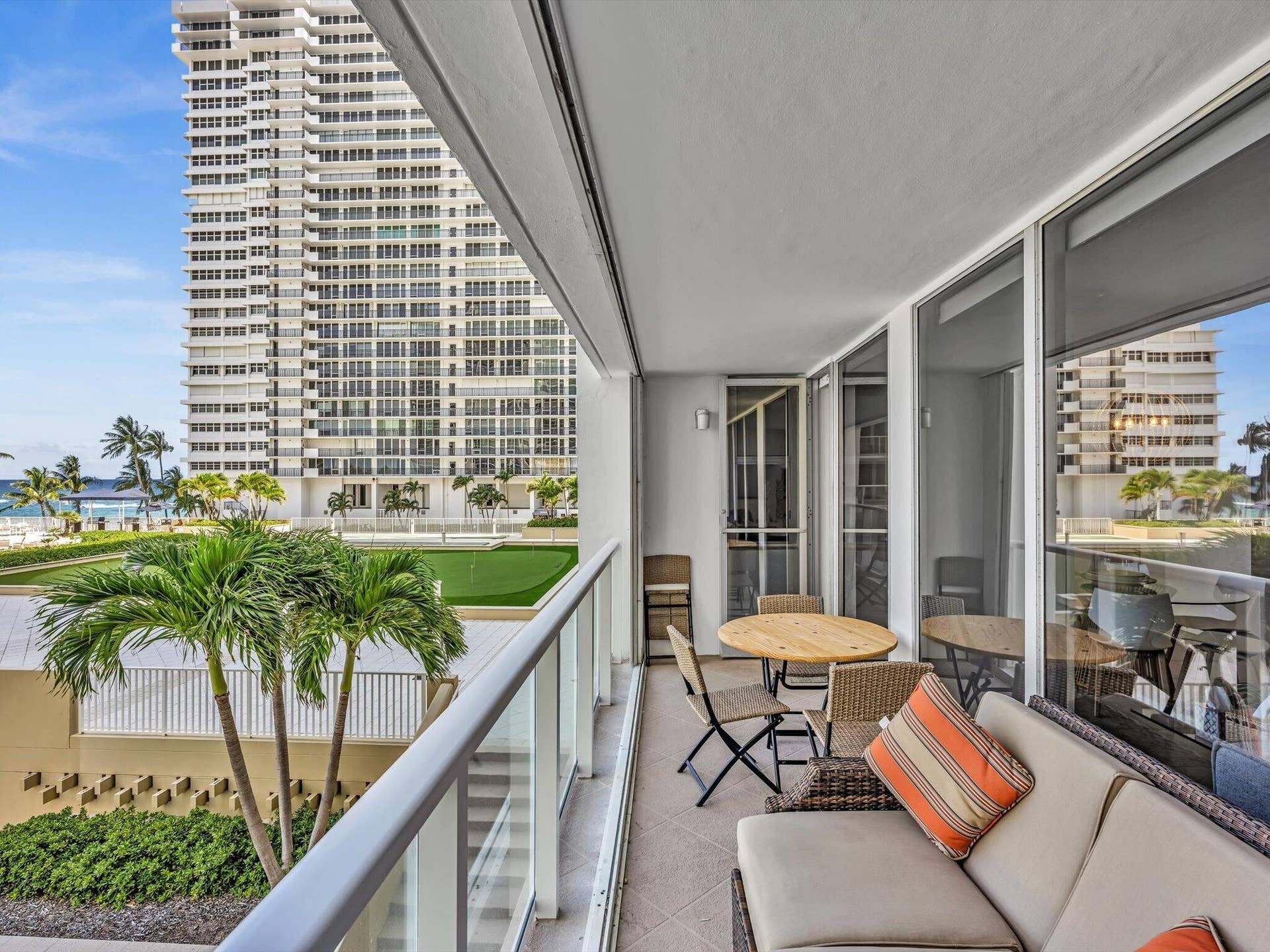 4300 N Ocean Boulevard, #2D, Fort Lauderdale, FL 33308 030-FPP00621