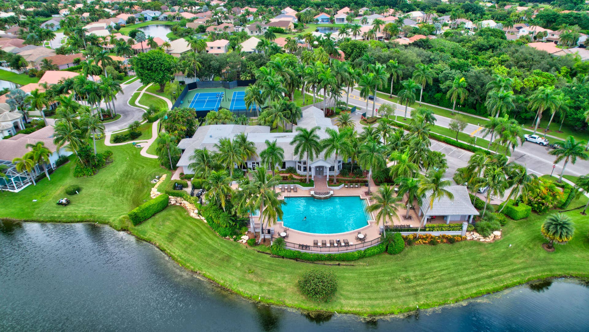 DJI_10001 (24)_5)_6)_7)_8)