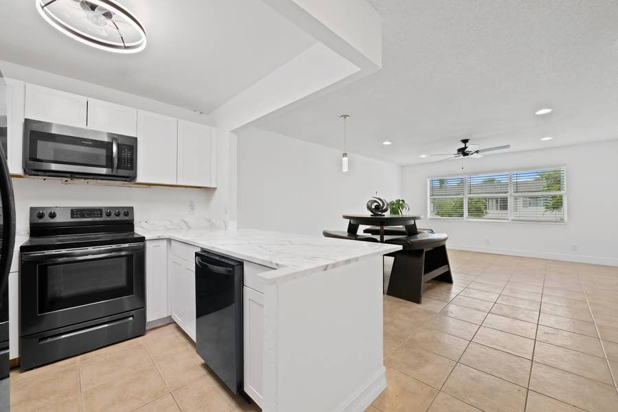 Property photo for 430 SE 2ND Avenue, #21, Deerfield Beach, FL