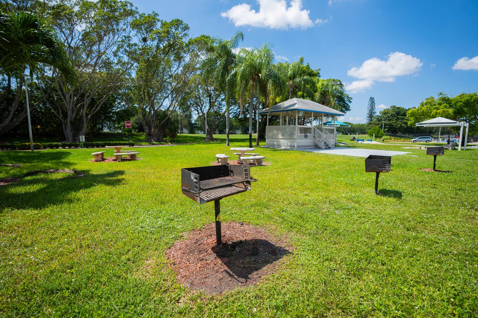 21 PRESCOTT B, Deerfield Beach, FL 33442 BBQ-1