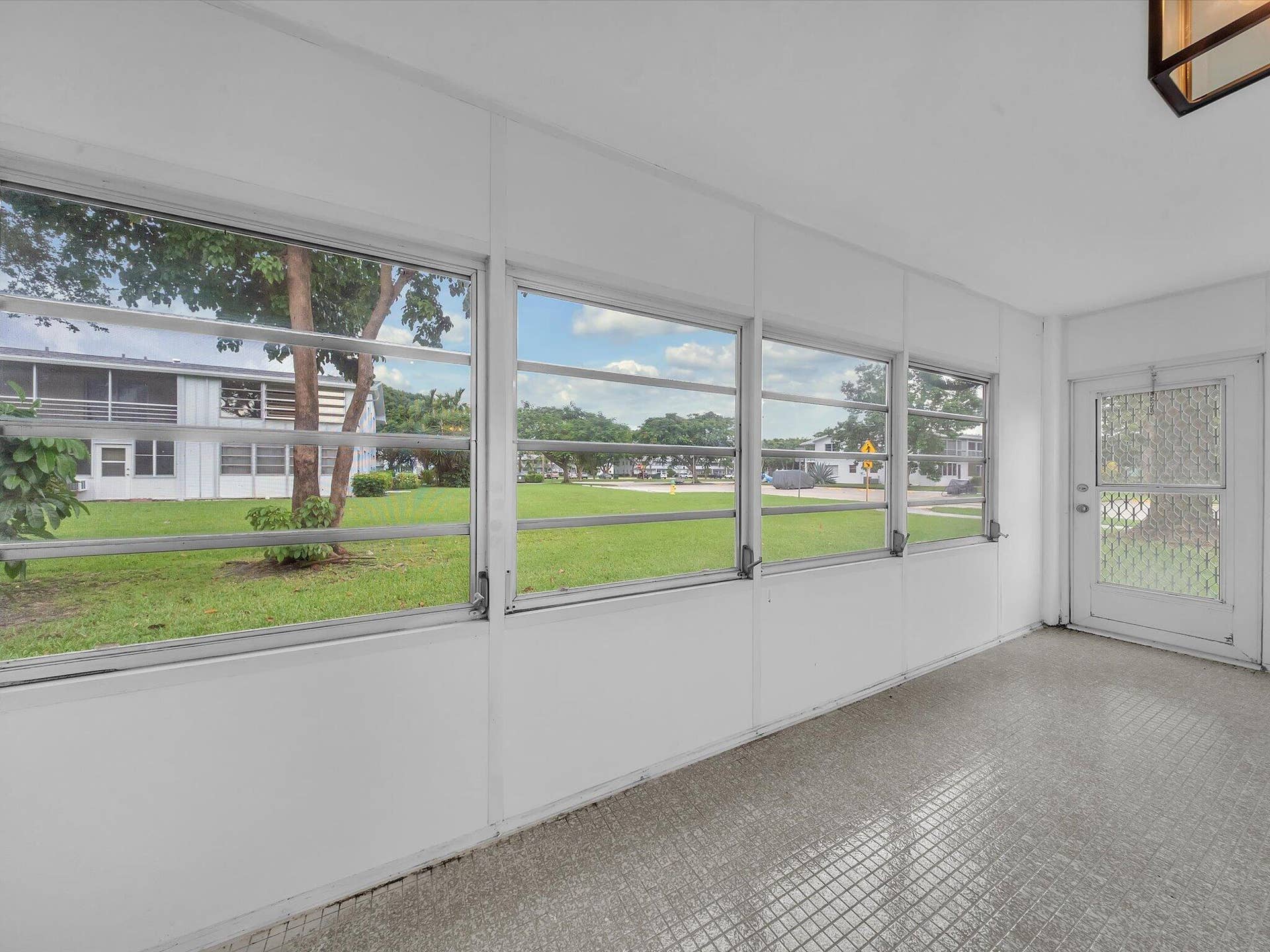 21 PRESCOTT B, Deerfield Beach, FL 33442 27-DSC4091