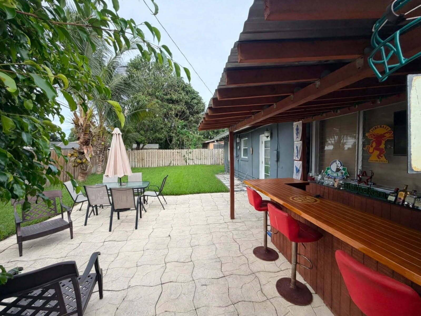 1521 NE 32ND Court, Pompano Beach, FL 33064 Bar 3