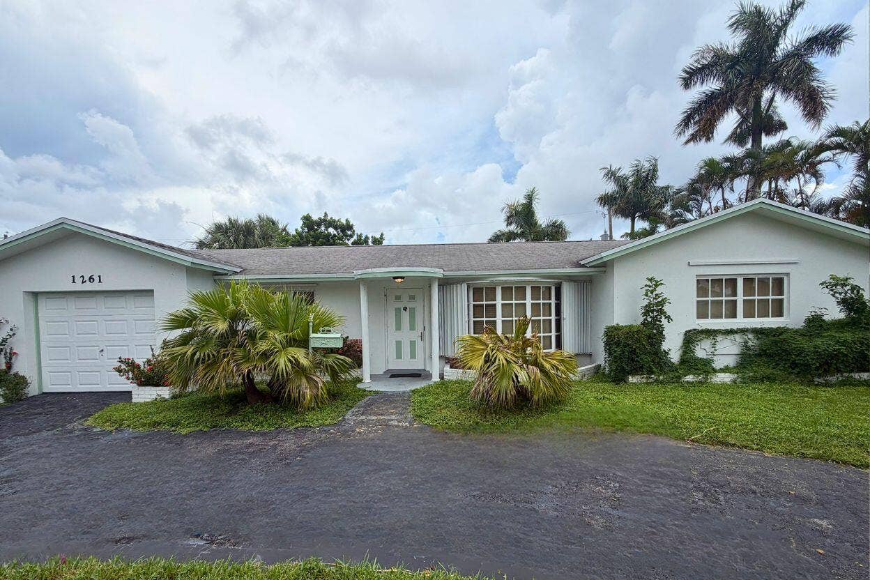 1261 SE 4TH Court, Deerfield Beach, FL 33441 1361 (1)