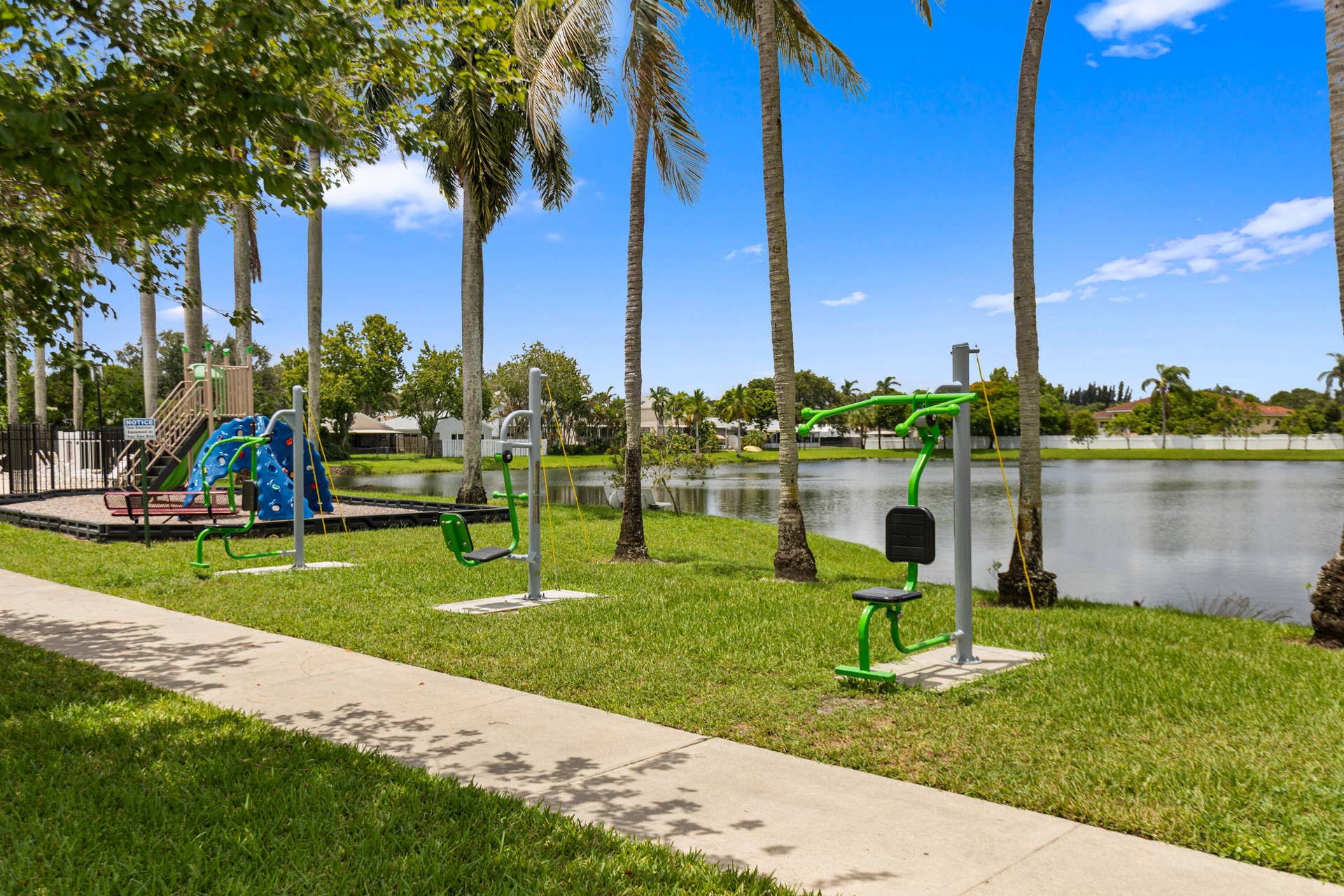 4000 SW 72ND Drive, Davie, FL 33314 585A4969