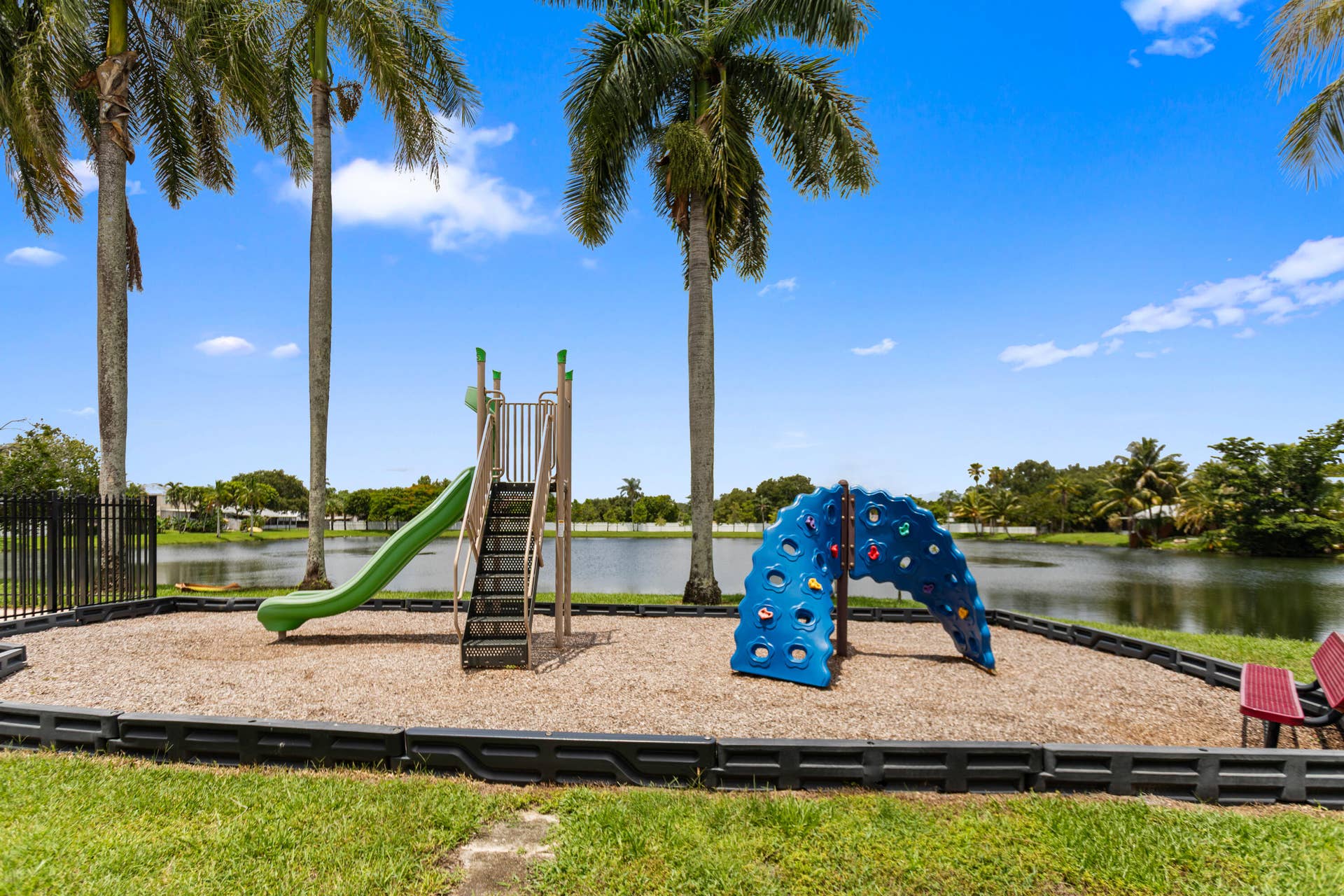 4000 SW 72ND Drive, Davie, FL 33314 585A4975