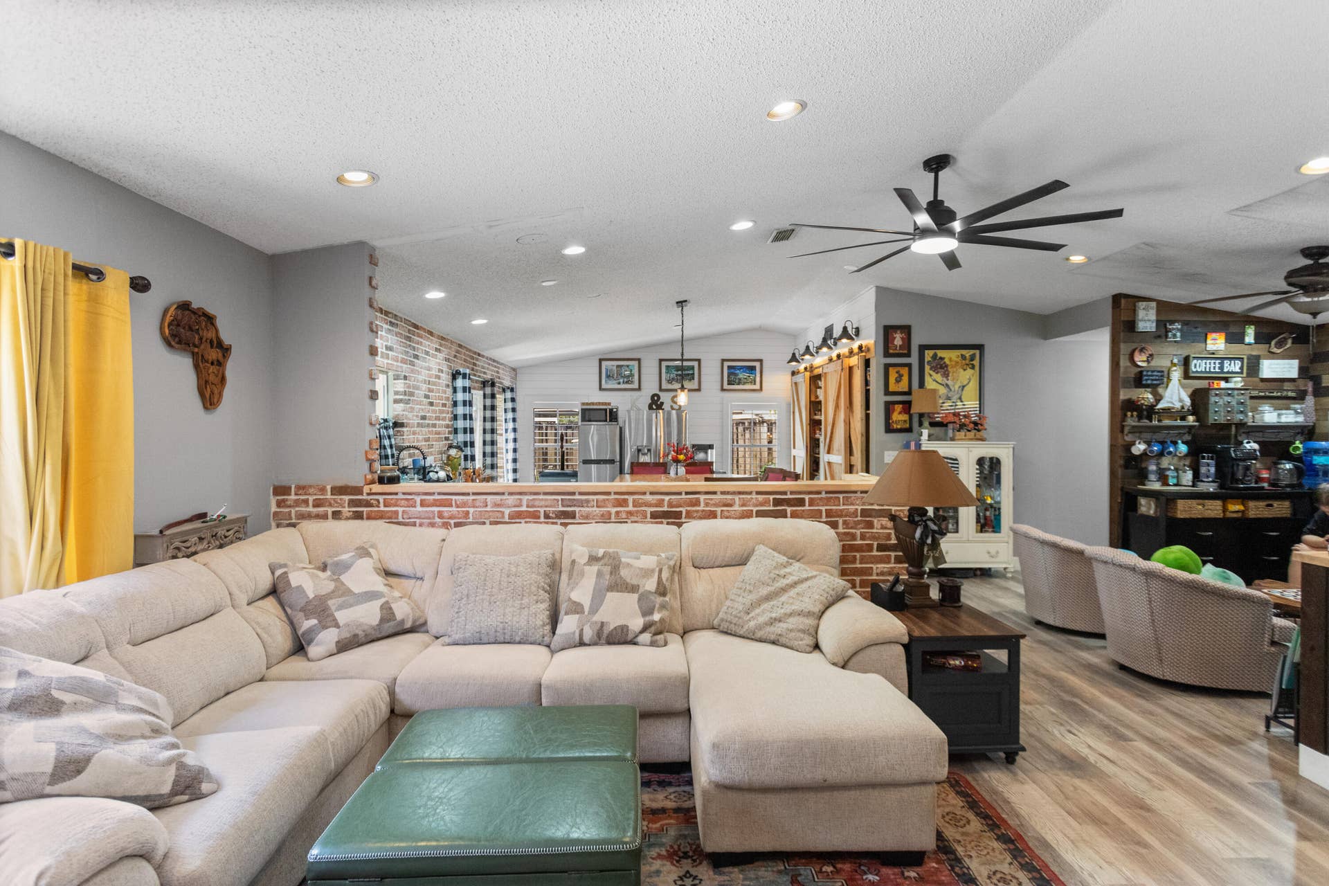 4000 SW 72ND Drive, Davie, FL 33314 585A4723