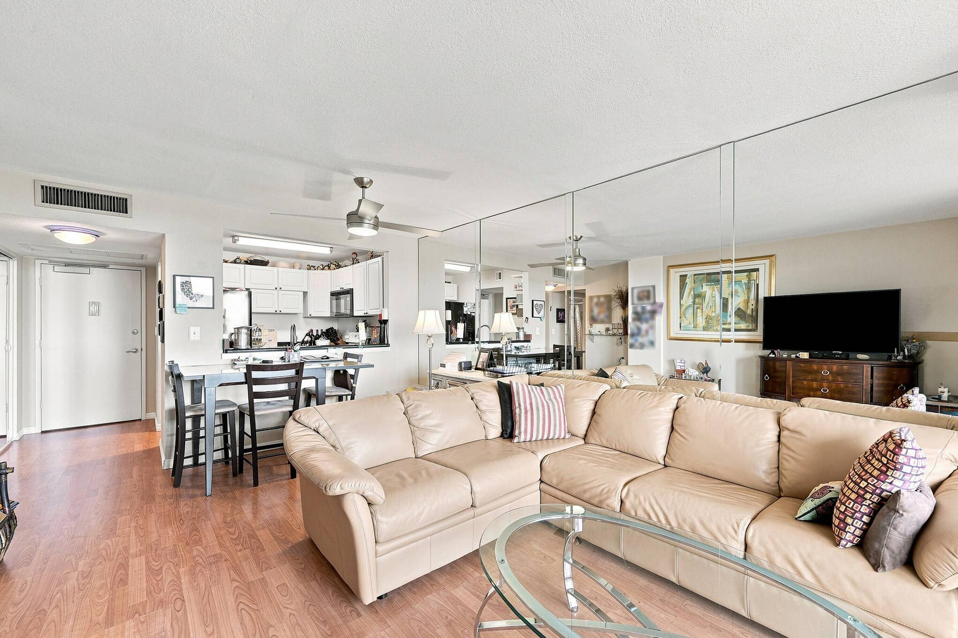 777 S Federal Highway, #RP PH 15, Pompano Beach, FL 33062 15_dsc03591_with_tv