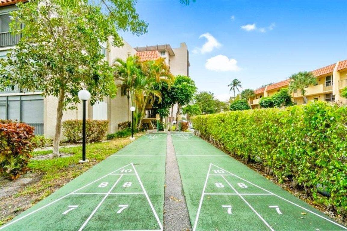 777 S Federal Highway, #RP PH 15, Pompano Beach, FL 33062 Shuffleboard Courts