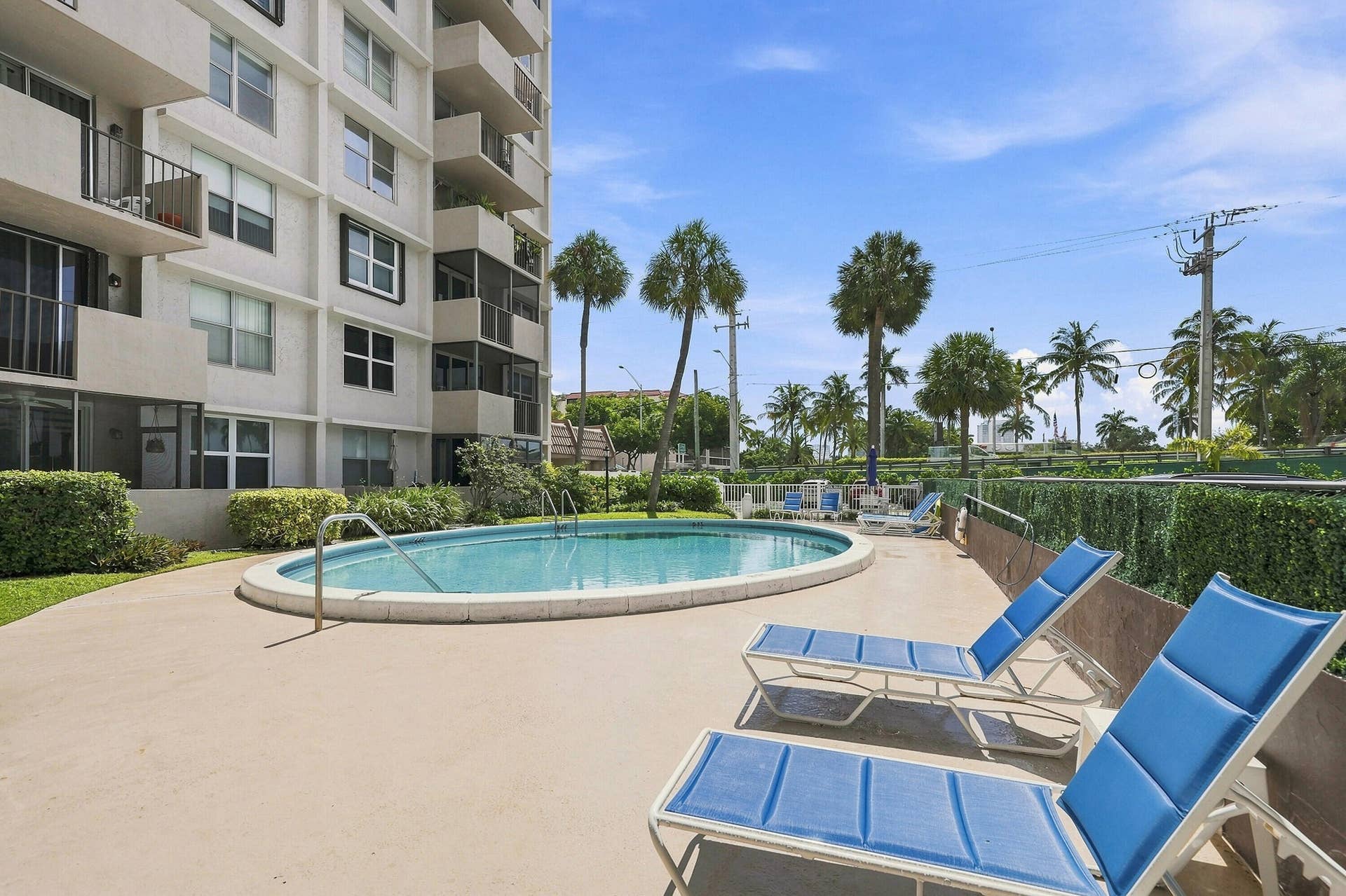 777 S Federal Highway, #RP PH 15, Pompano Beach, FL 33062 26_dsc03631