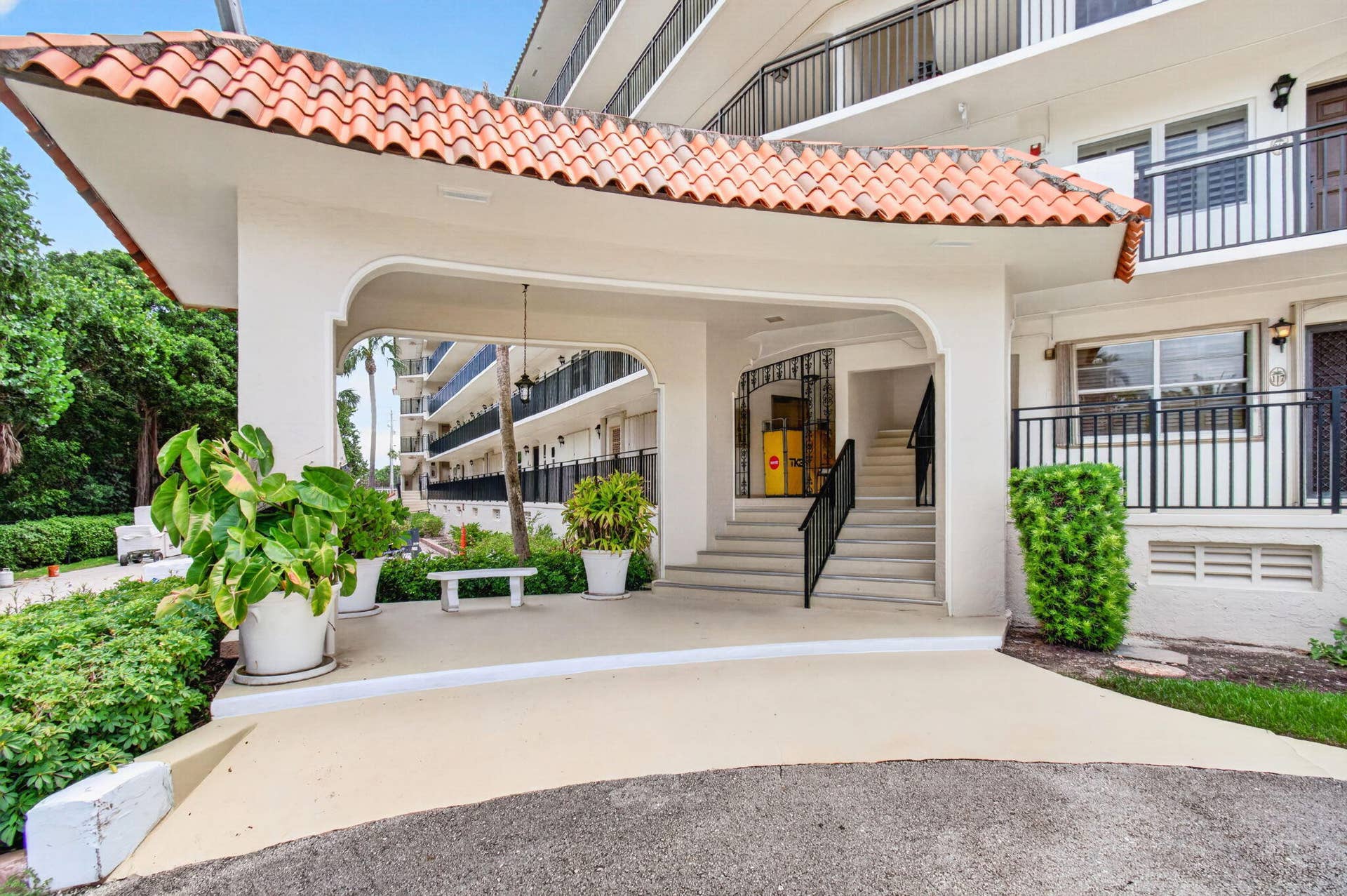 2871 N OCEAN Boulevard, #C205, Boca Raton, FL 33431 2-web-or-mls-DSC_7540