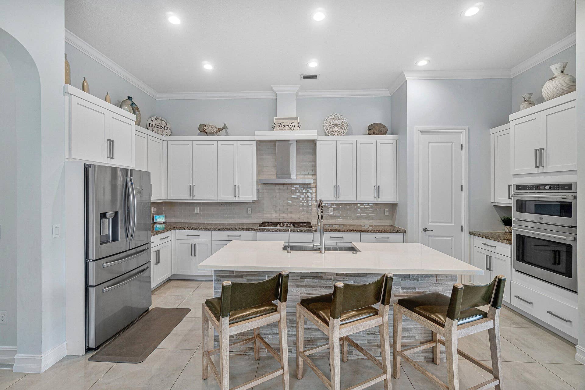 010-8331GrandPrixLane-BoyntonBeach-FL-33