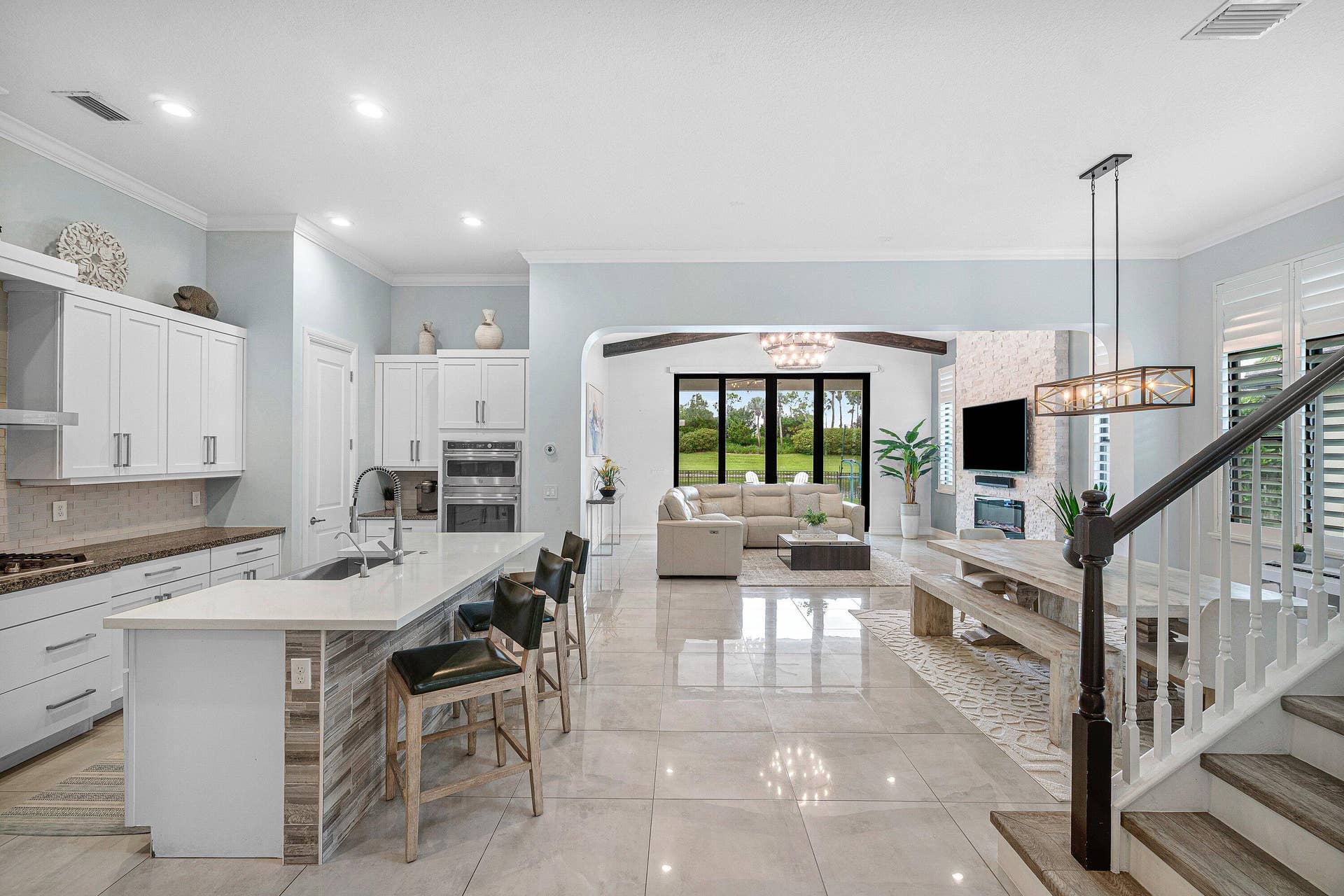 007-8331GrandPrixLane-BoyntonBeach-FL-33