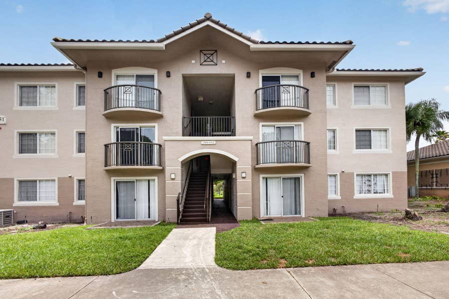 Property photo for 4151 N Haverhill Road, #1504, West Palm Beach, FL