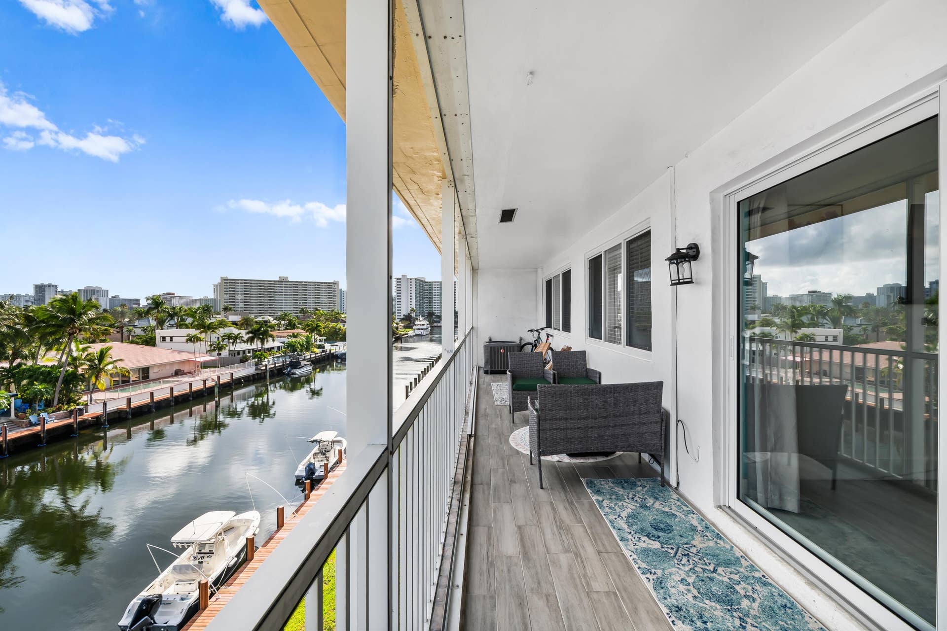 2841 NE 33rd Court, #403, Fort Lauderdale, FL 33306 DSC_7172