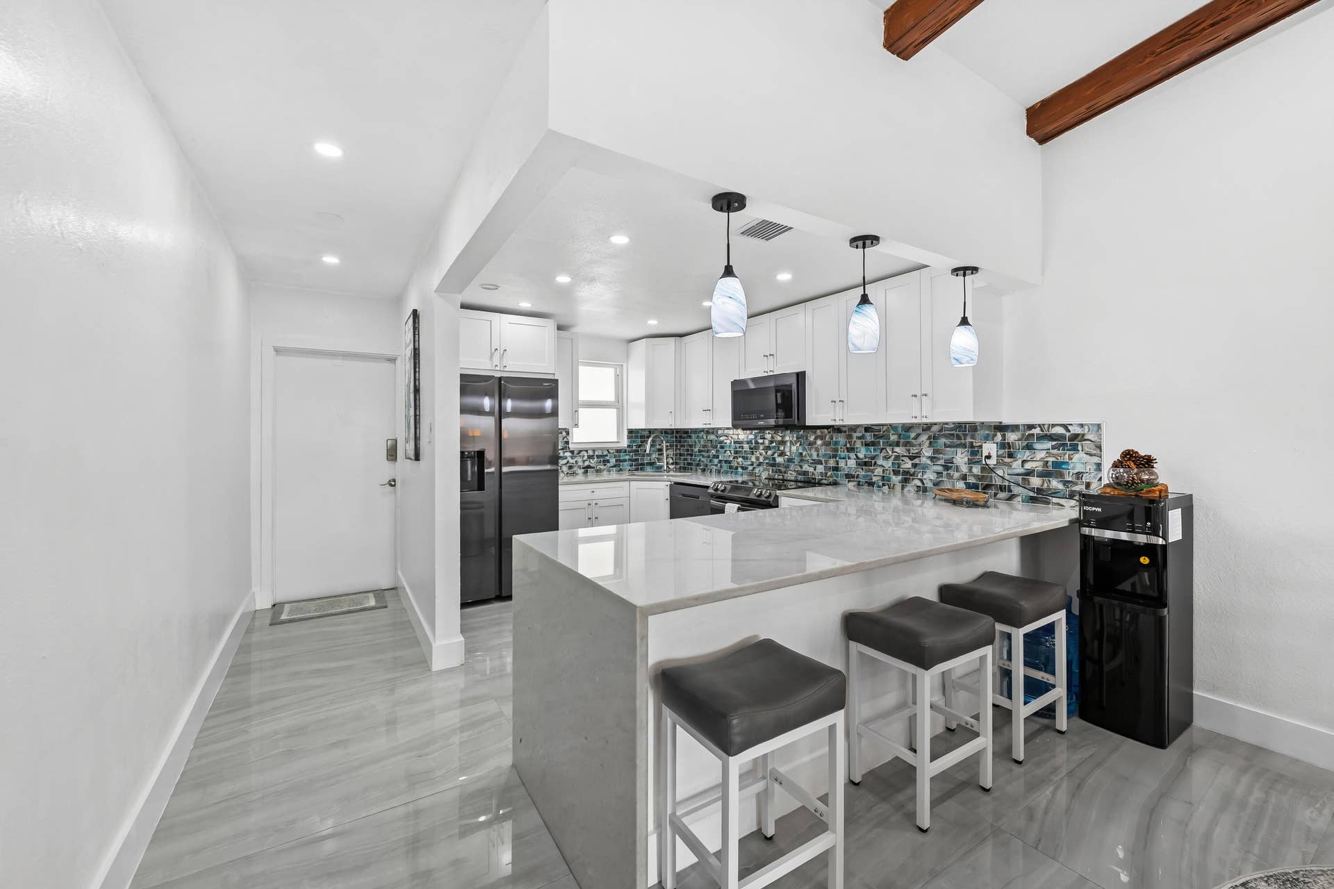 2841 NE 33rd Court, #403, Fort Lauderdale, FL 33306 DSC_7224