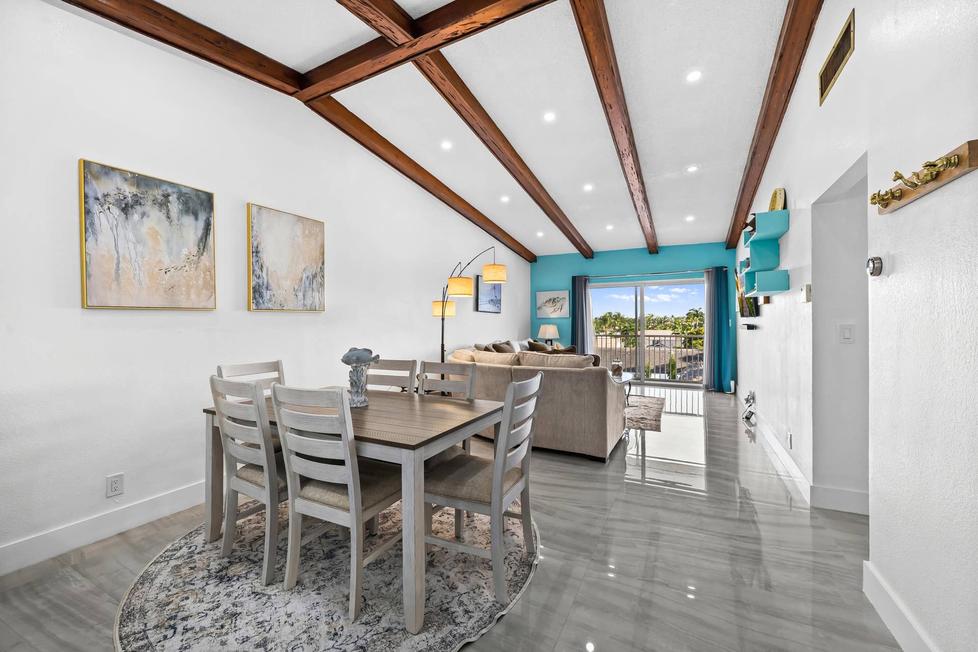 2841 NE 33rd Court, #403, Fort Lauderdale, FL 33306 DSC_7218