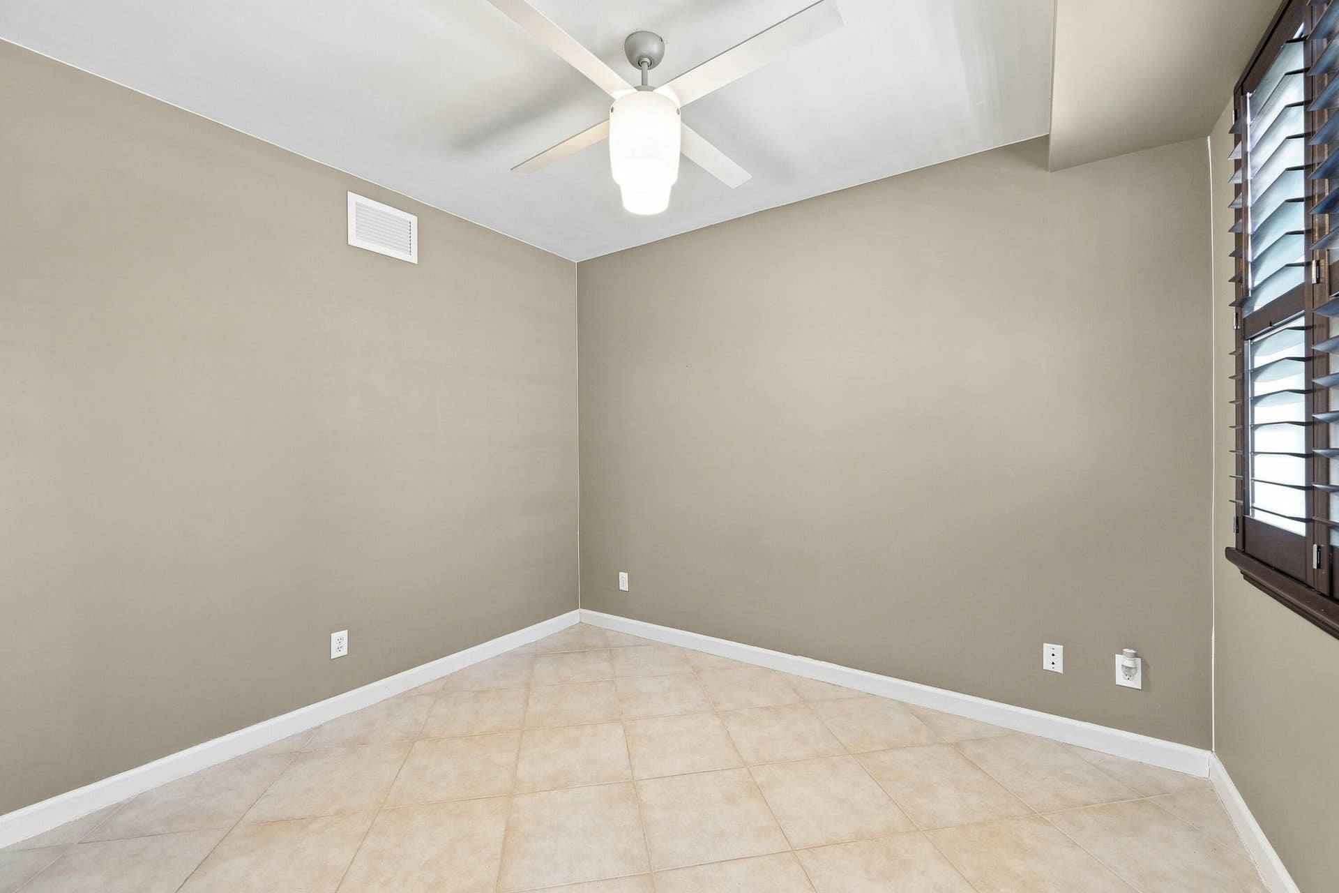 2332 Vintage Drive, Lighthouse Point, FL 33064 Bed 3