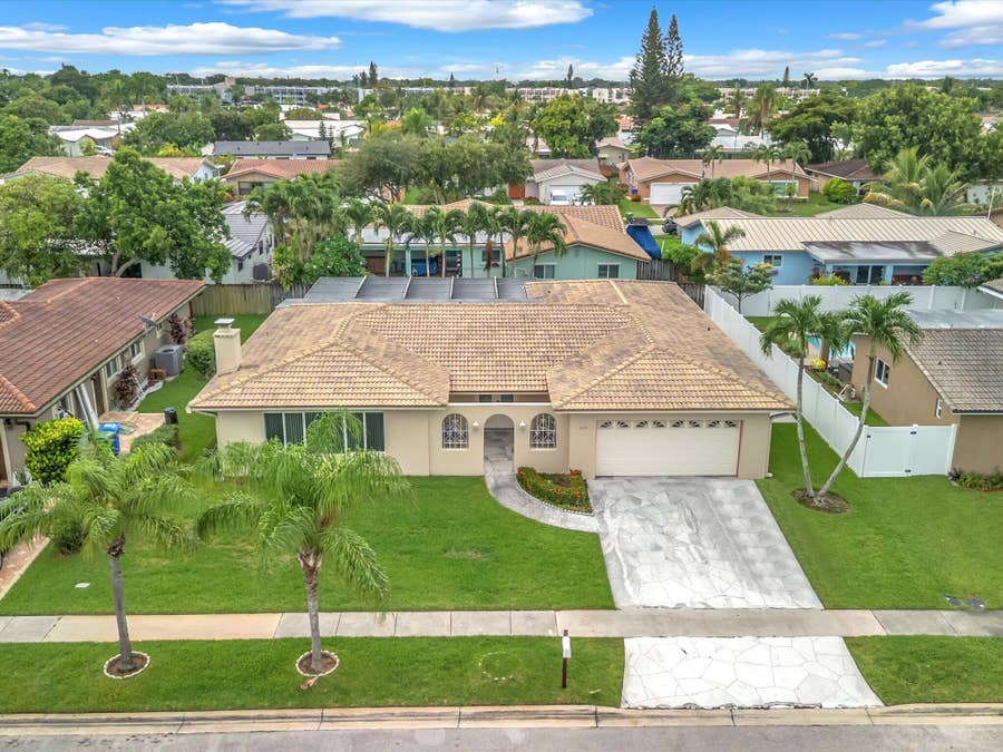 Property photo for 6620 NW 23RD Street, Margate, FL