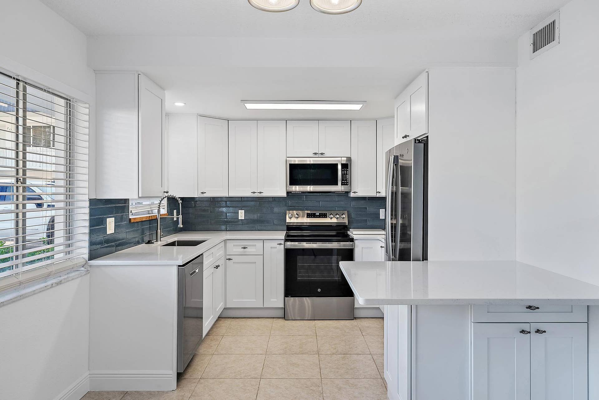 316 Southwind Court, #Apt 107, North Palm Beach, FL 33408 316 Southwind Dr, Unit 107-12