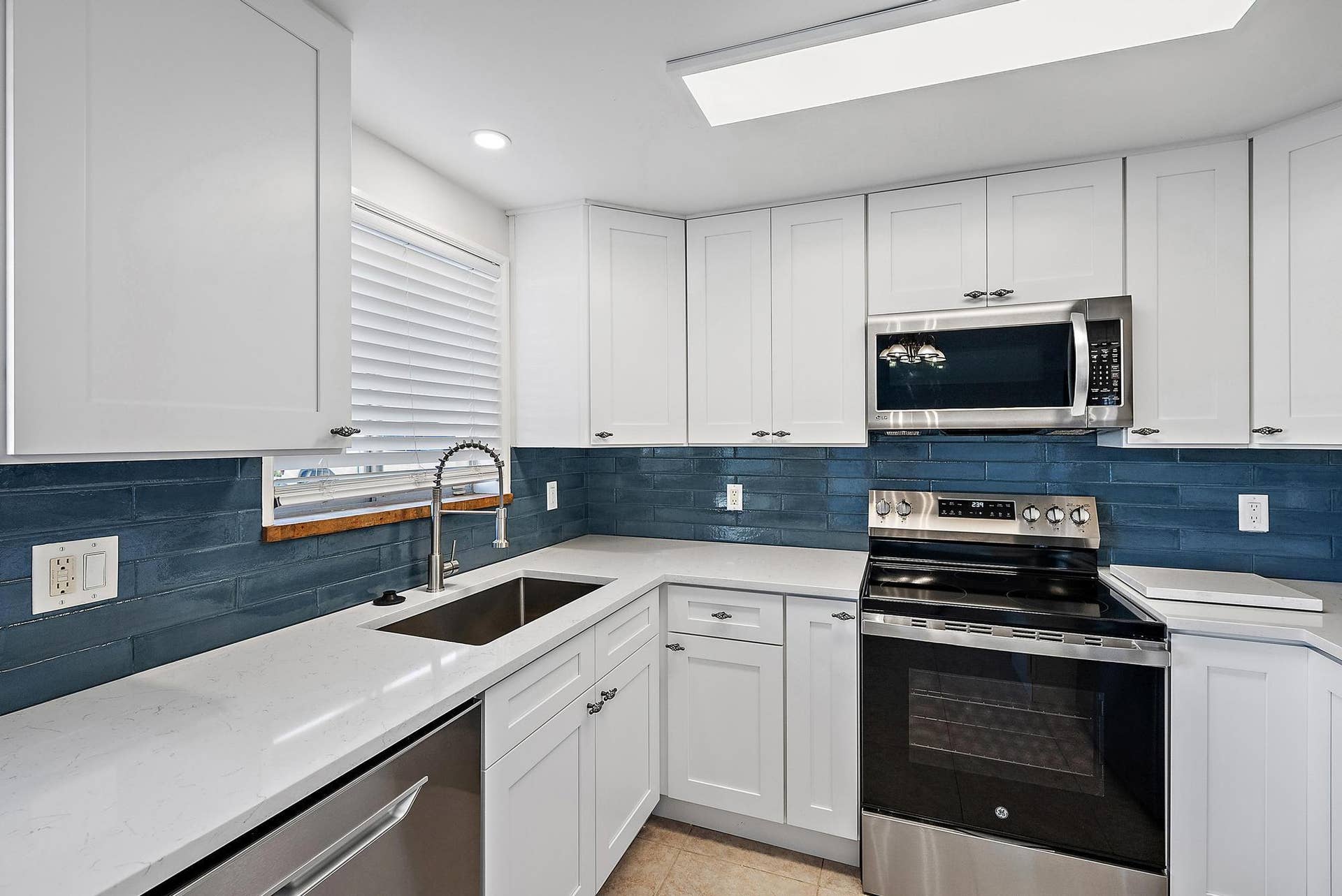 316 Southwind Court, #Apt 107, North Palm Beach, FL 33408 316 Southwind Dr, Unit 107-14