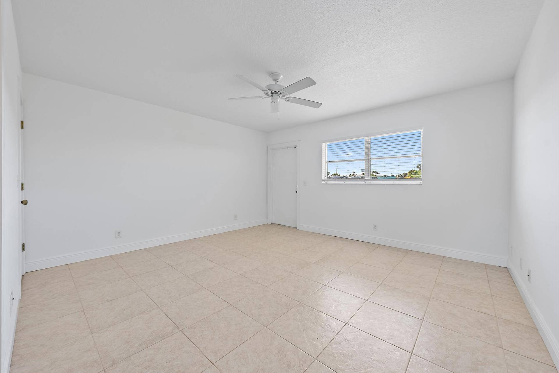 316 Southwind Court, #Apt 107, North Palm Beach, FL 33408 316 Southwind Dr, Unit 107-4