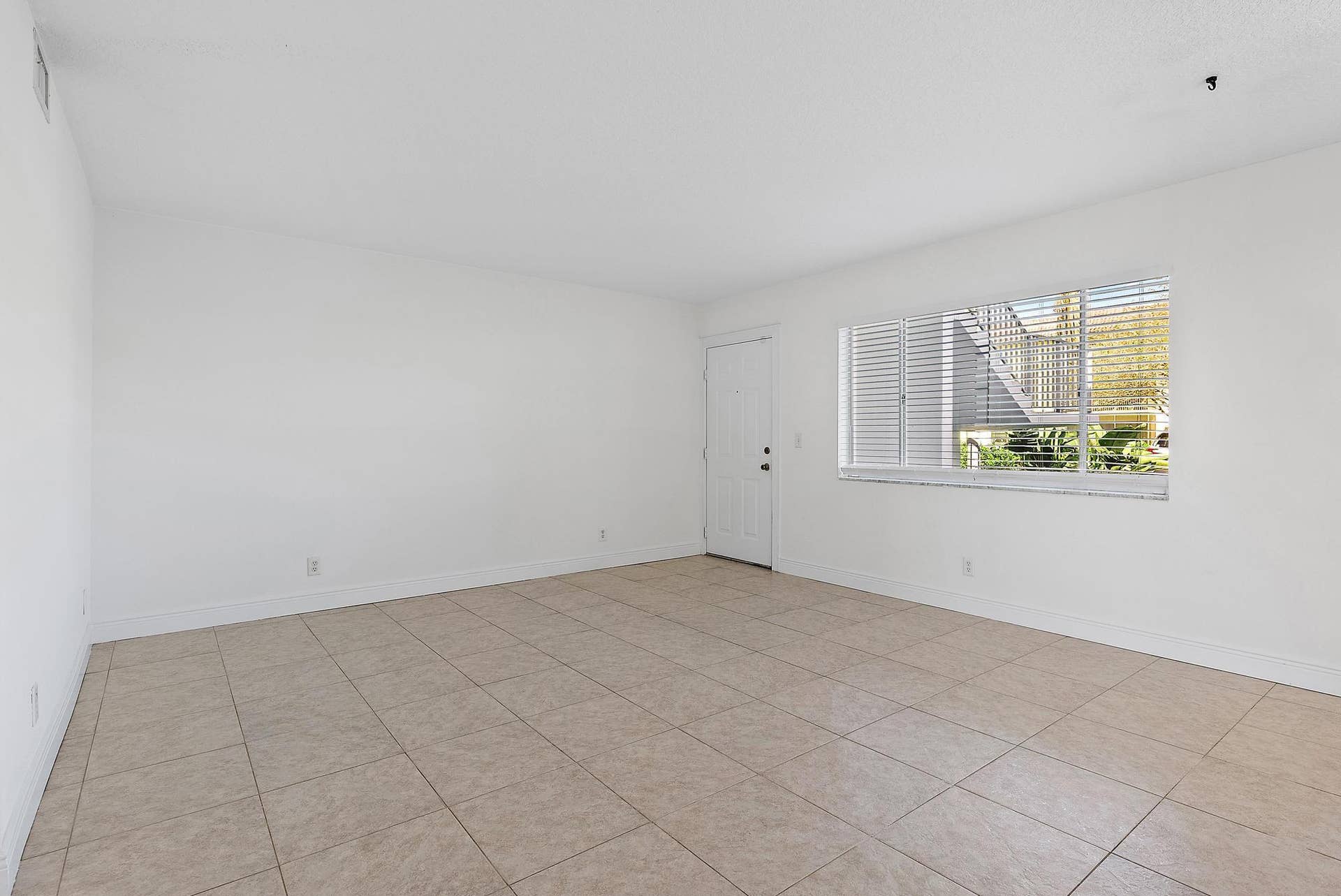 316 Southwind Court, #Apt 107, North Palm Beach, FL 33408 316 Southwind Dr, Unit 107-18